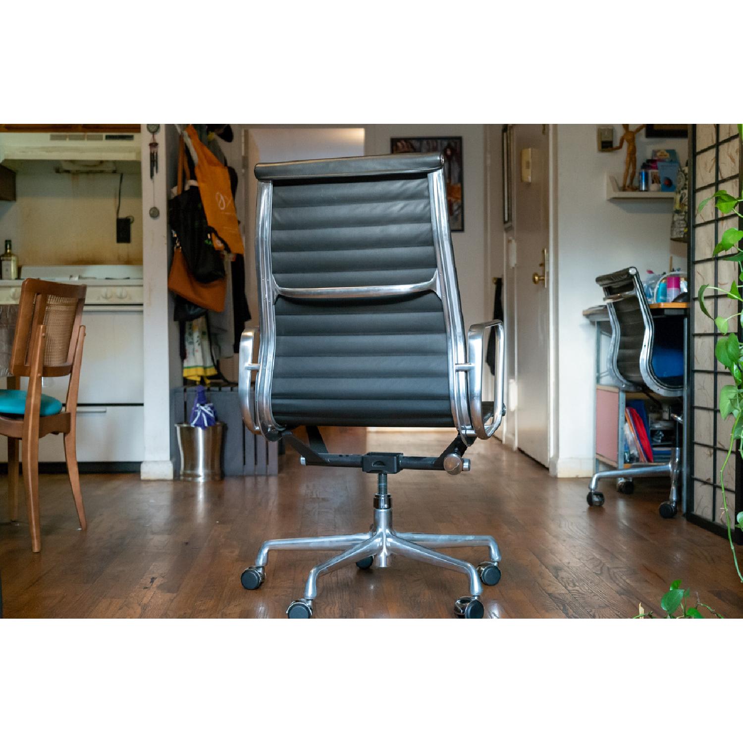 Eames Aluminum Group Executive Chair - image-3
