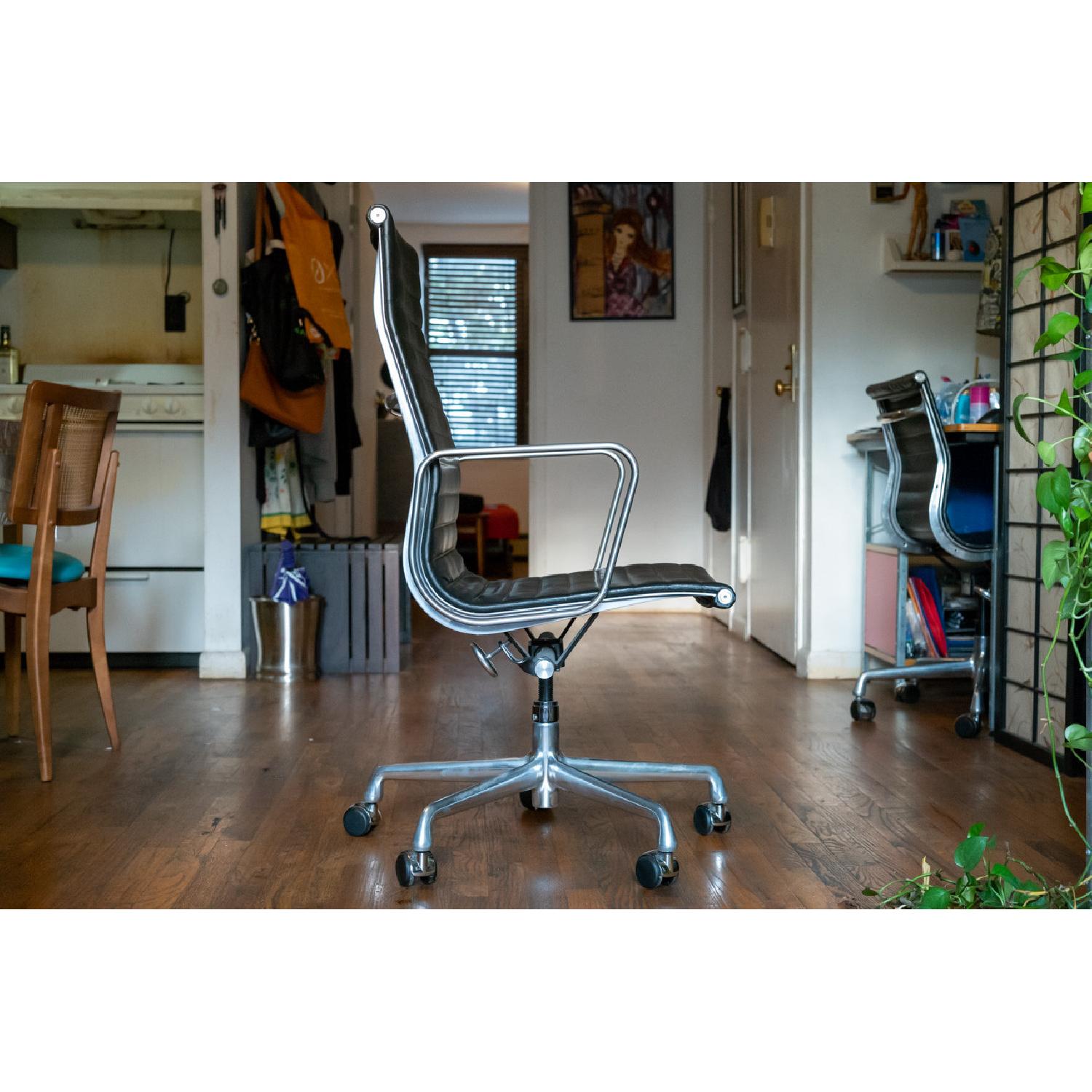 Eames Aluminum Group Executive Chair - image-4