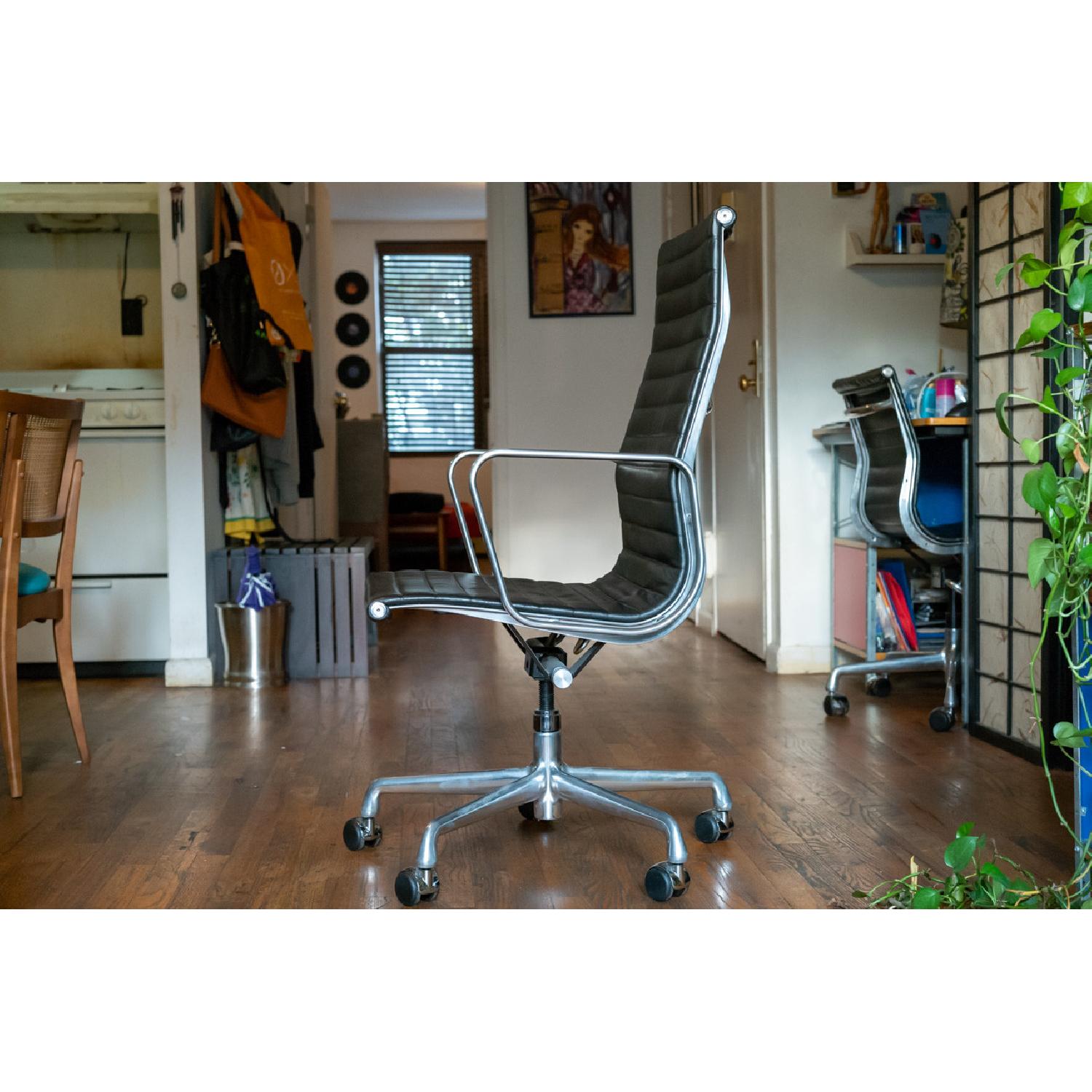 Eames Aluminum Group Executive Chair - image-5