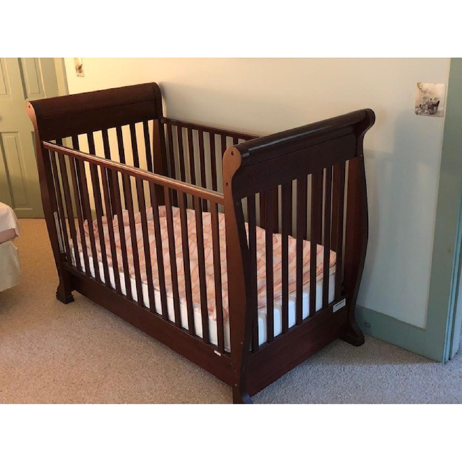DaVinci Reagan-4-in-1 Convertible Crib in Cherry - image-4