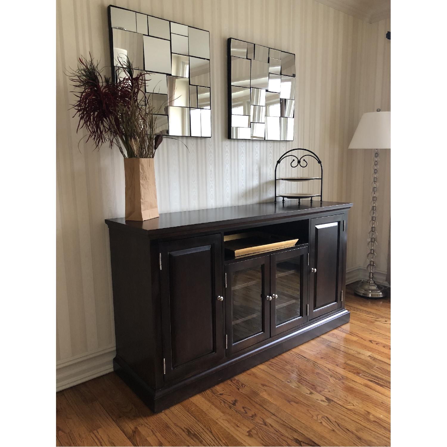 Ethan Allen Media AptDeco