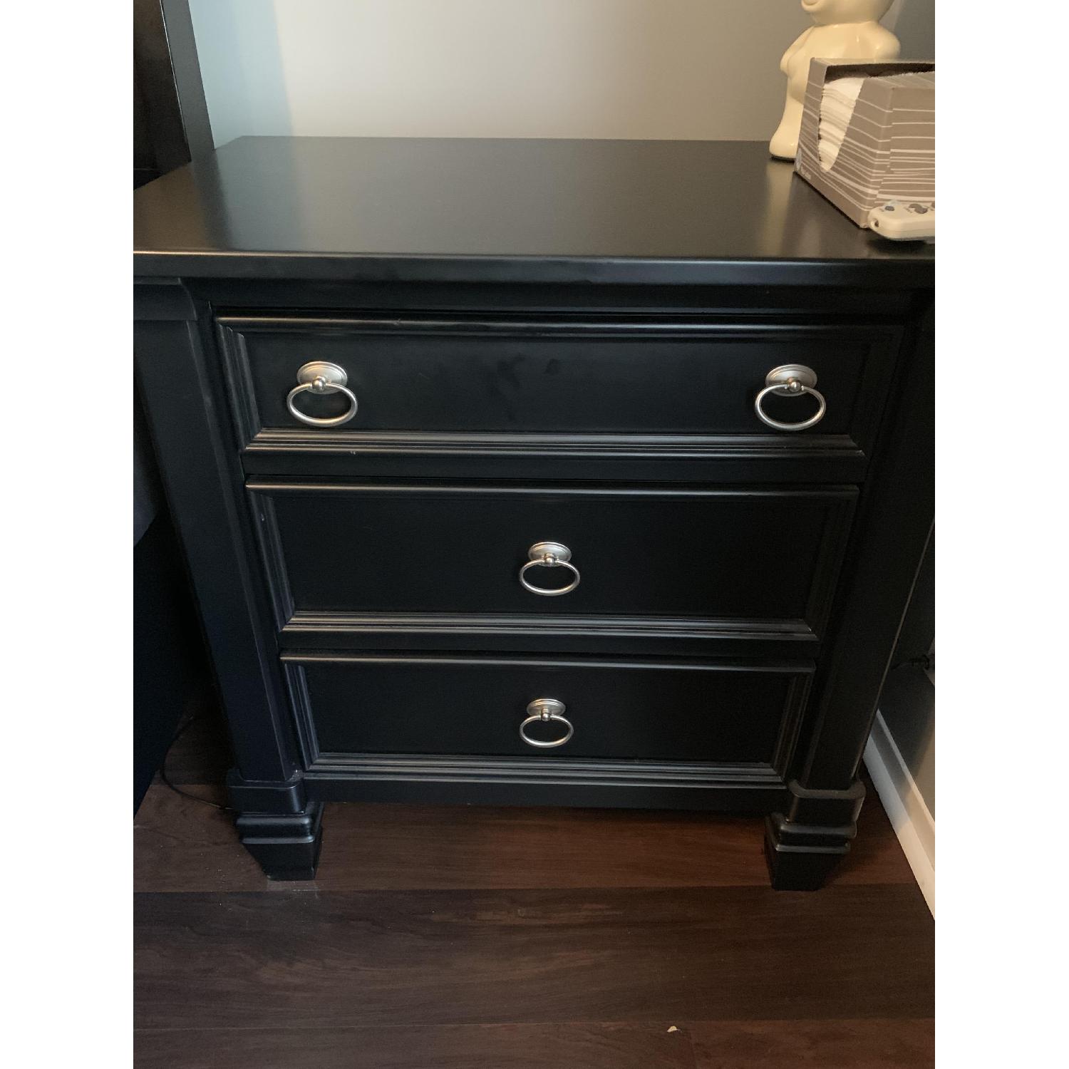 Ashley Greensburg Nightstand in Black - image-1