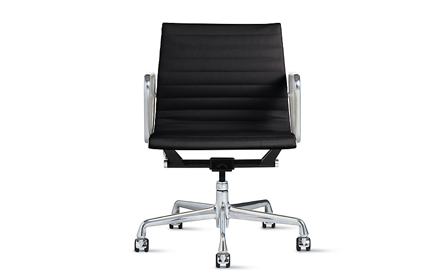 Design Within Reach Eames Aluminum Group Management Chairs
