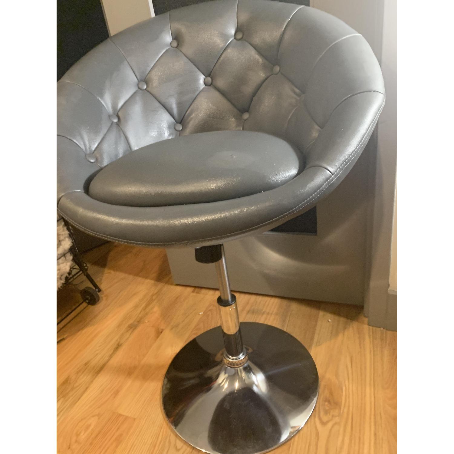 Round Hill Furniture Round Tufted Accent Chair - image-2