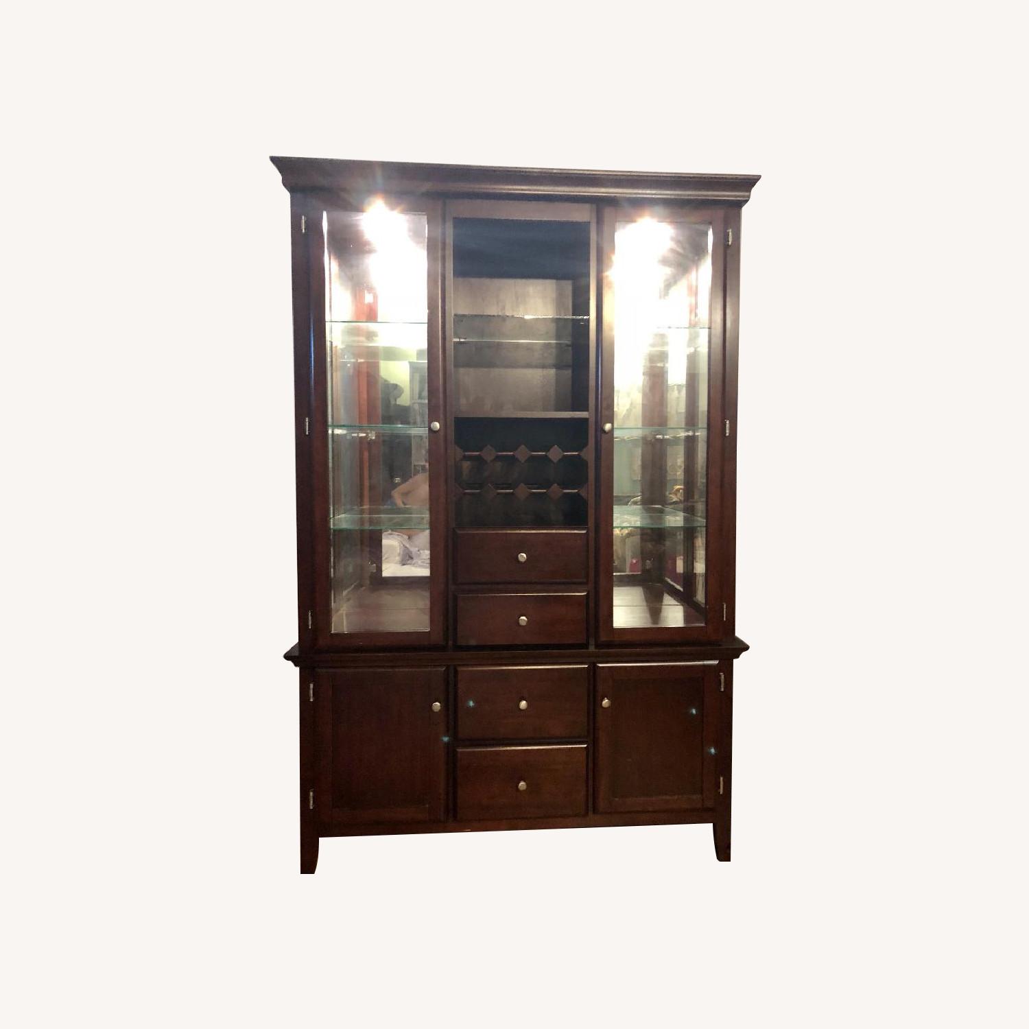 Raymour & Flanigan Cherry Wood China AptDeco