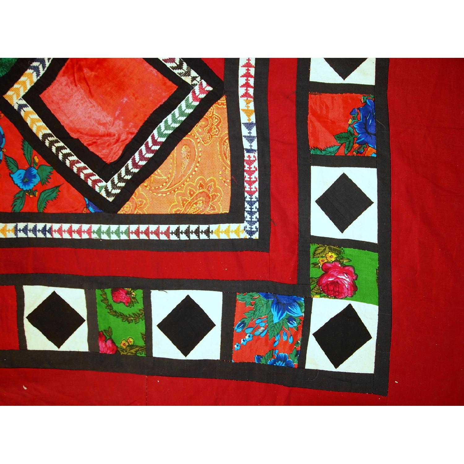 Handmade Vintage Uzbek Suzani Patchwork Rug - image-7