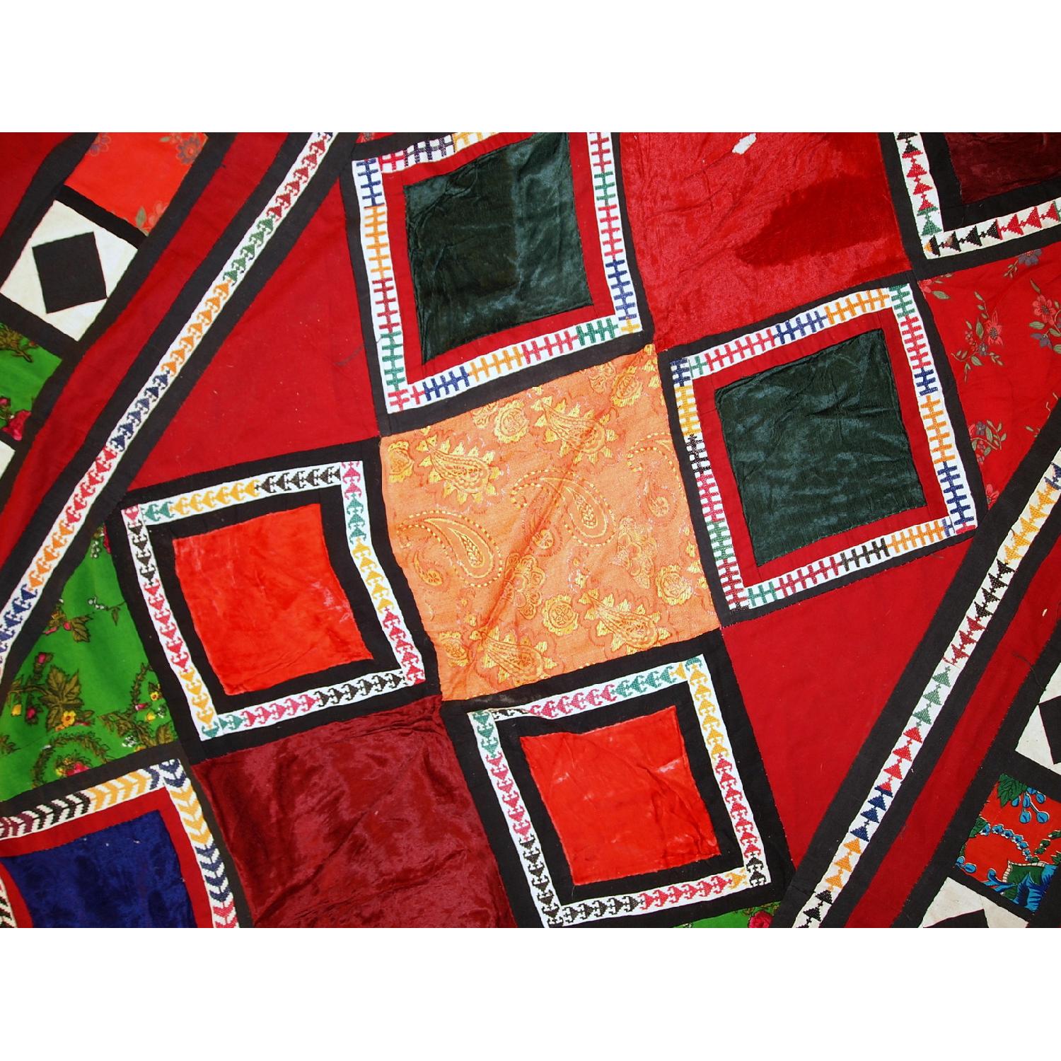 Handmade Vintage Uzbek Suzani Patchwork Rug - image-10