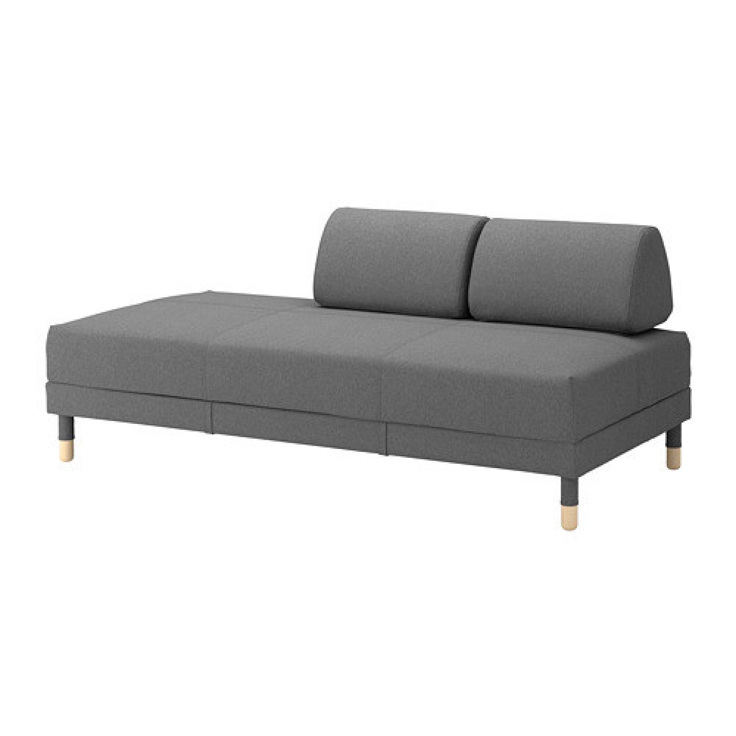 ヴィンテージ　IKEA SOFA Ikea Sleeper Sofa w/ Storage - AptDeco