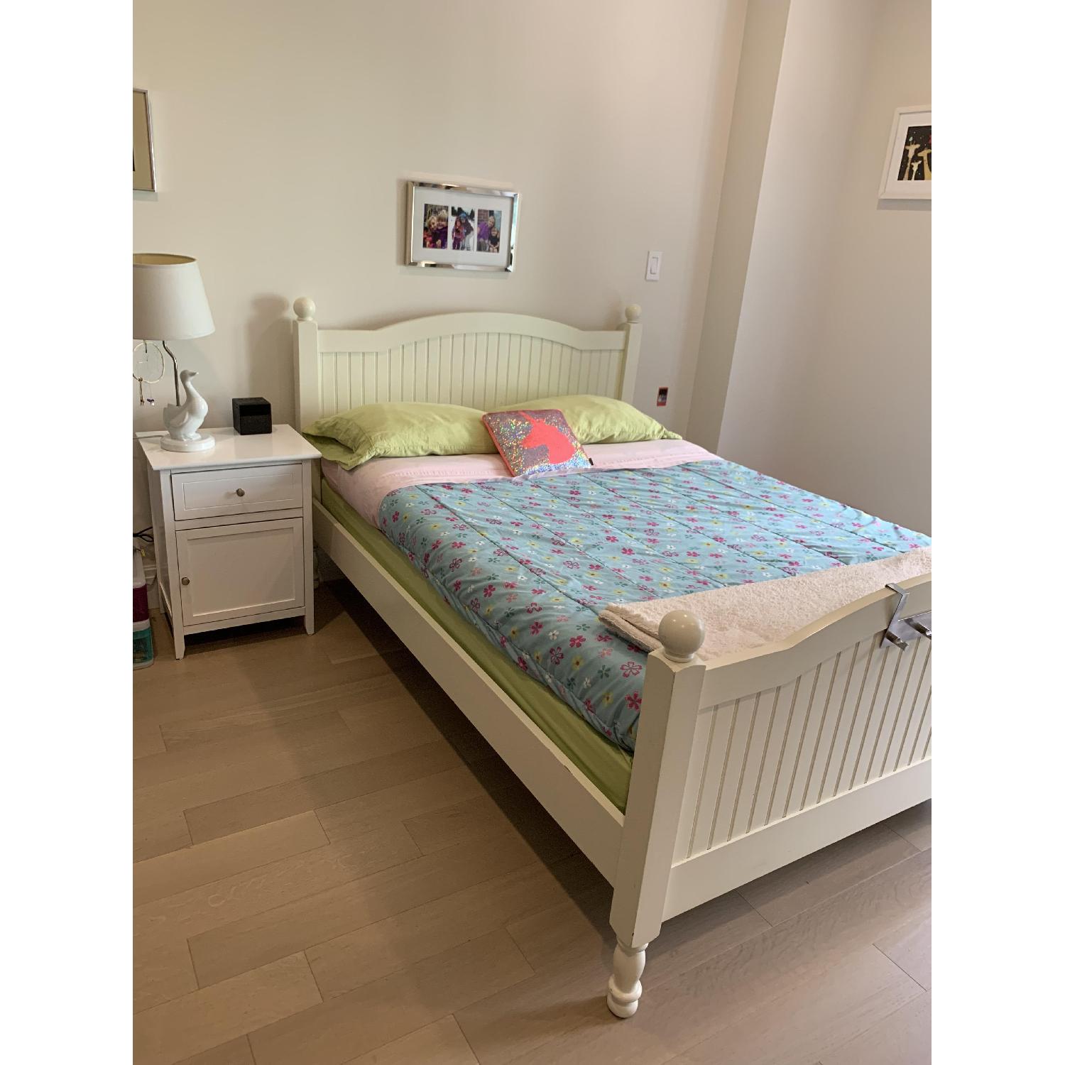 Pottery Barn White Solid Wood Childrens Bed - image-1