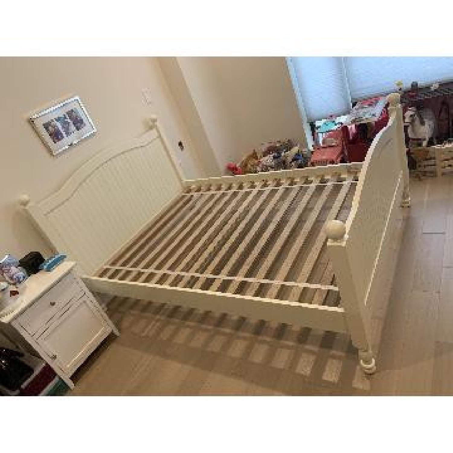 Pottery Barn White Solid Wood Childrens Bed - image-5