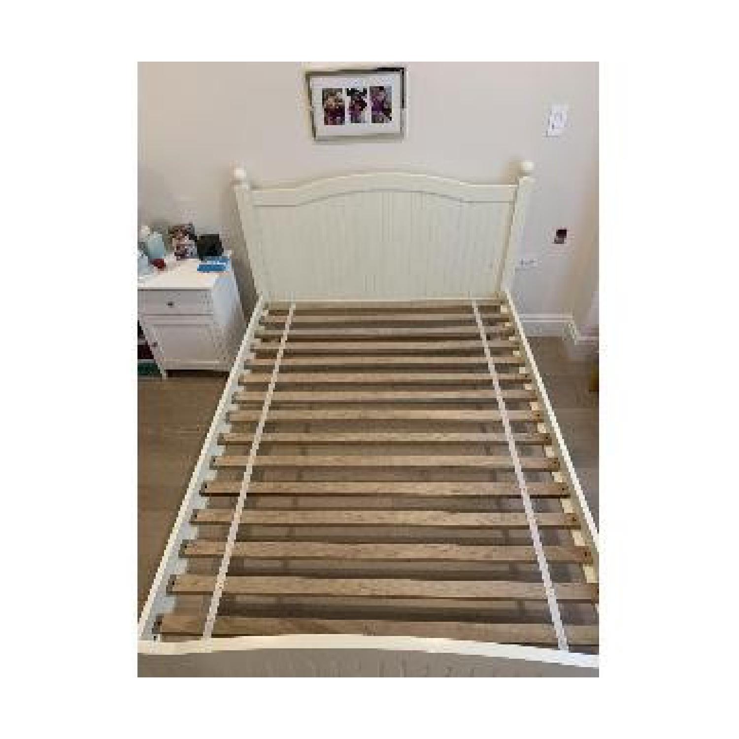 Pottery Barn White Solid Wood Childrens Bed - image-6