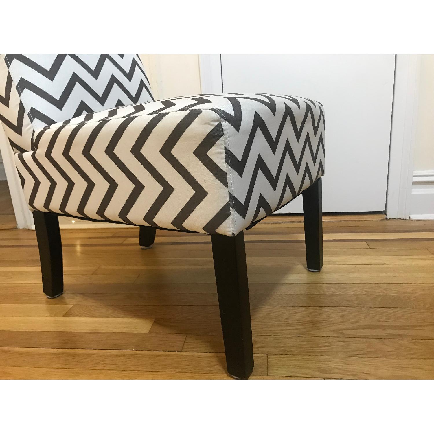 Black & White Striped Pattern Armless Accent Chair - image-4