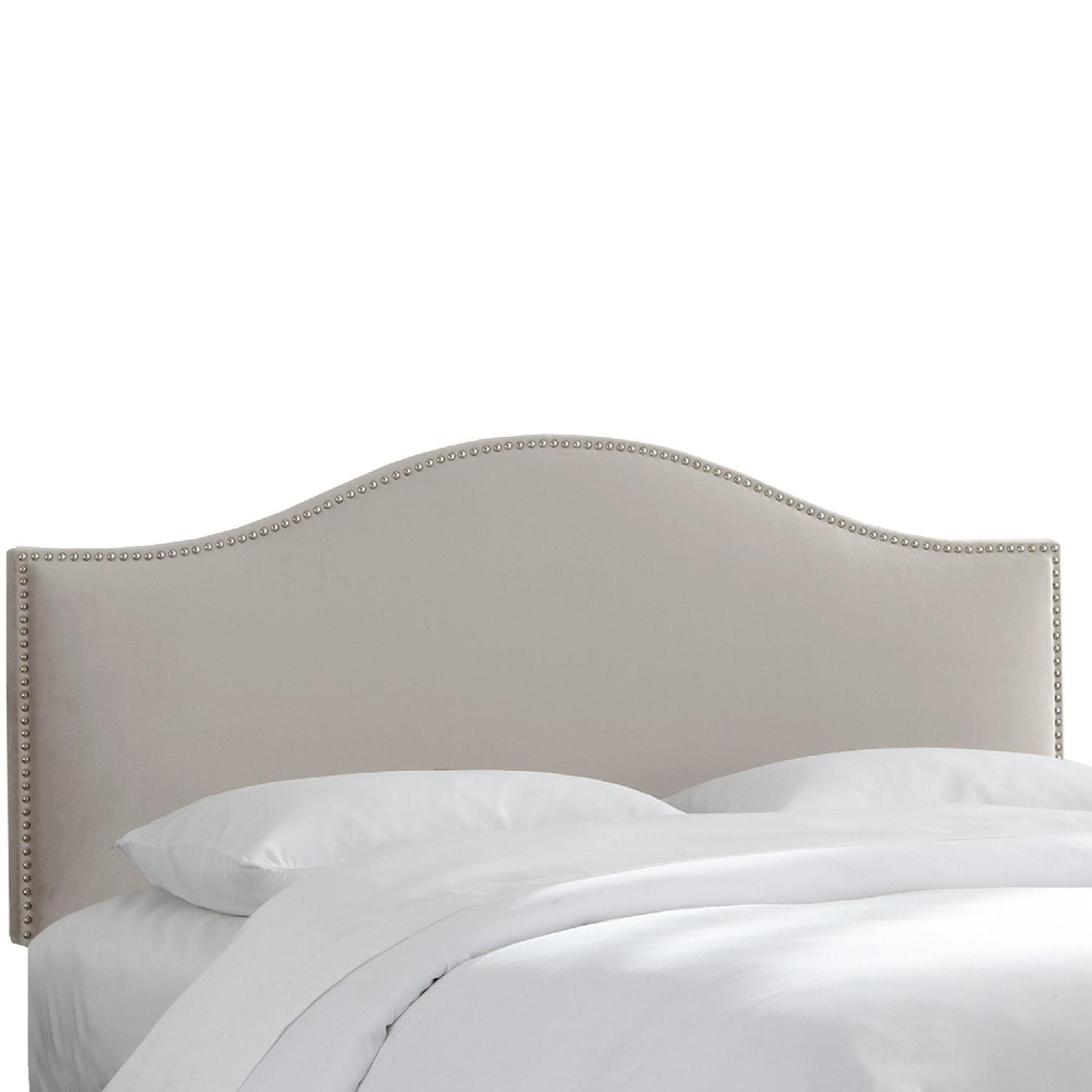 Skyline Furniture Premier Platinum Nail Button Headboard - image-0