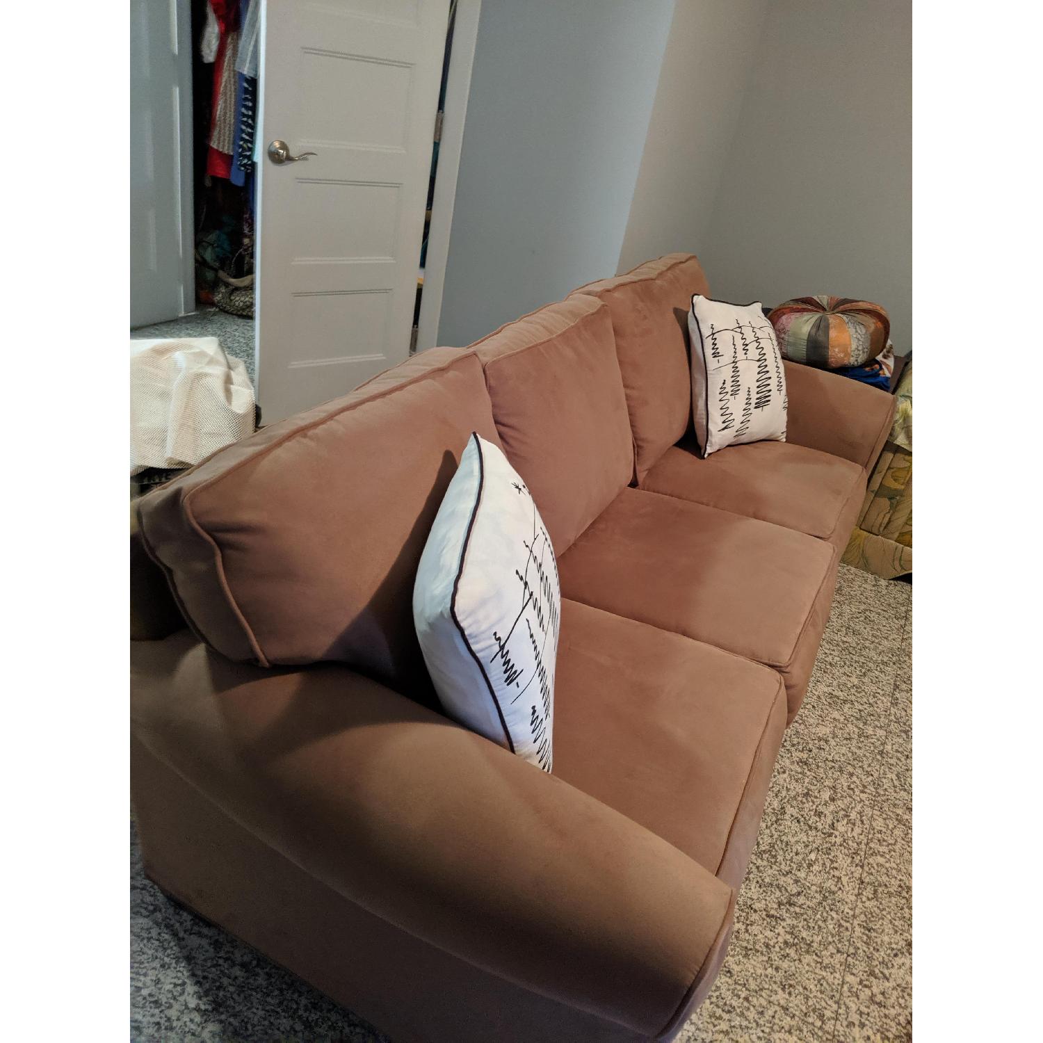 Raymour & Flanigan Glendora Queen Microfiber Sleeper Sofa AptDeco