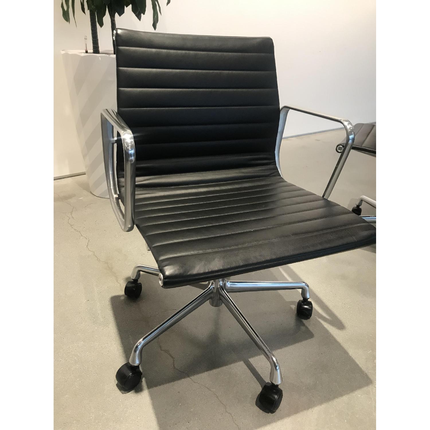 Eames Aluminum Group Management Chair - image-2