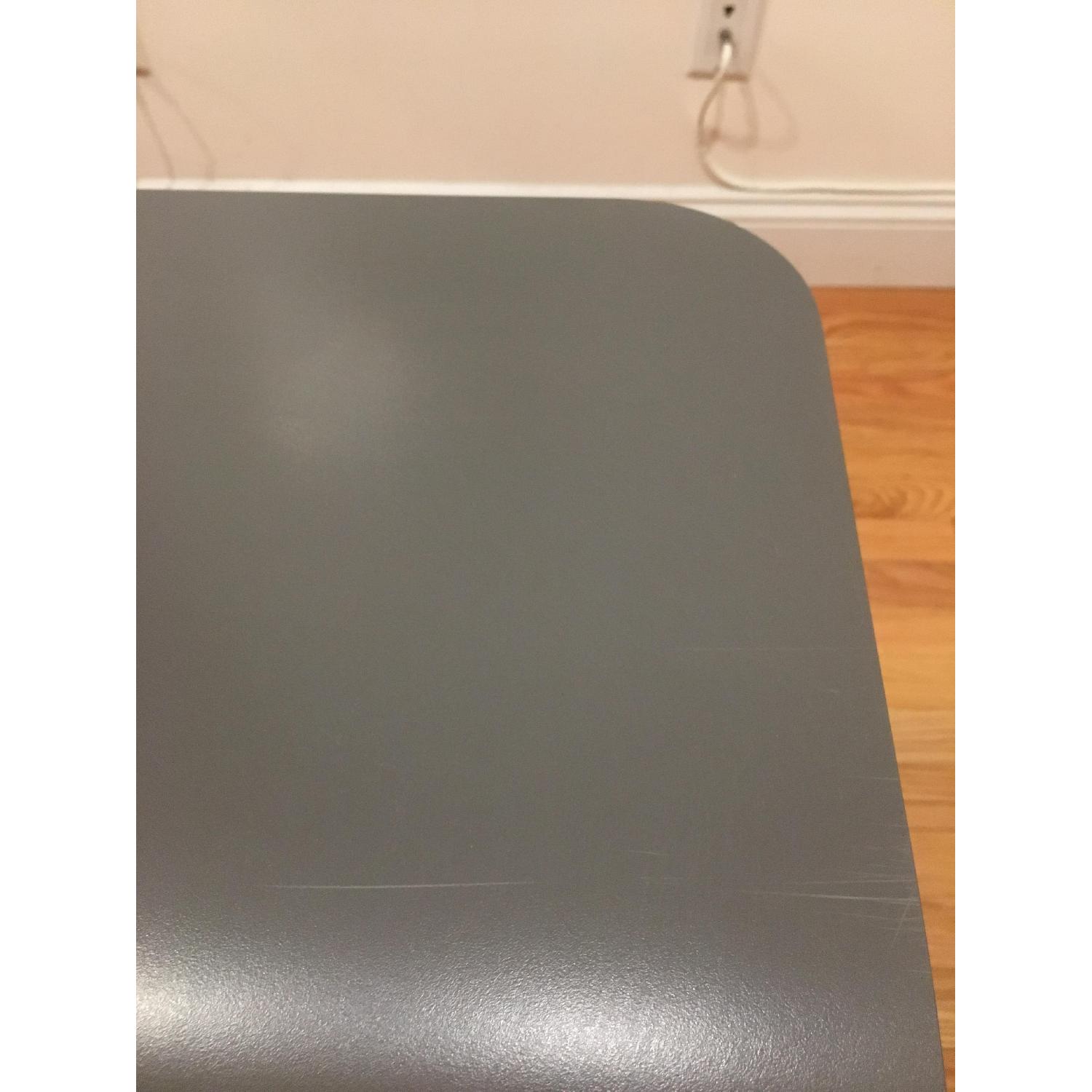 Knoll Toboggan Pull Up Table - image-5