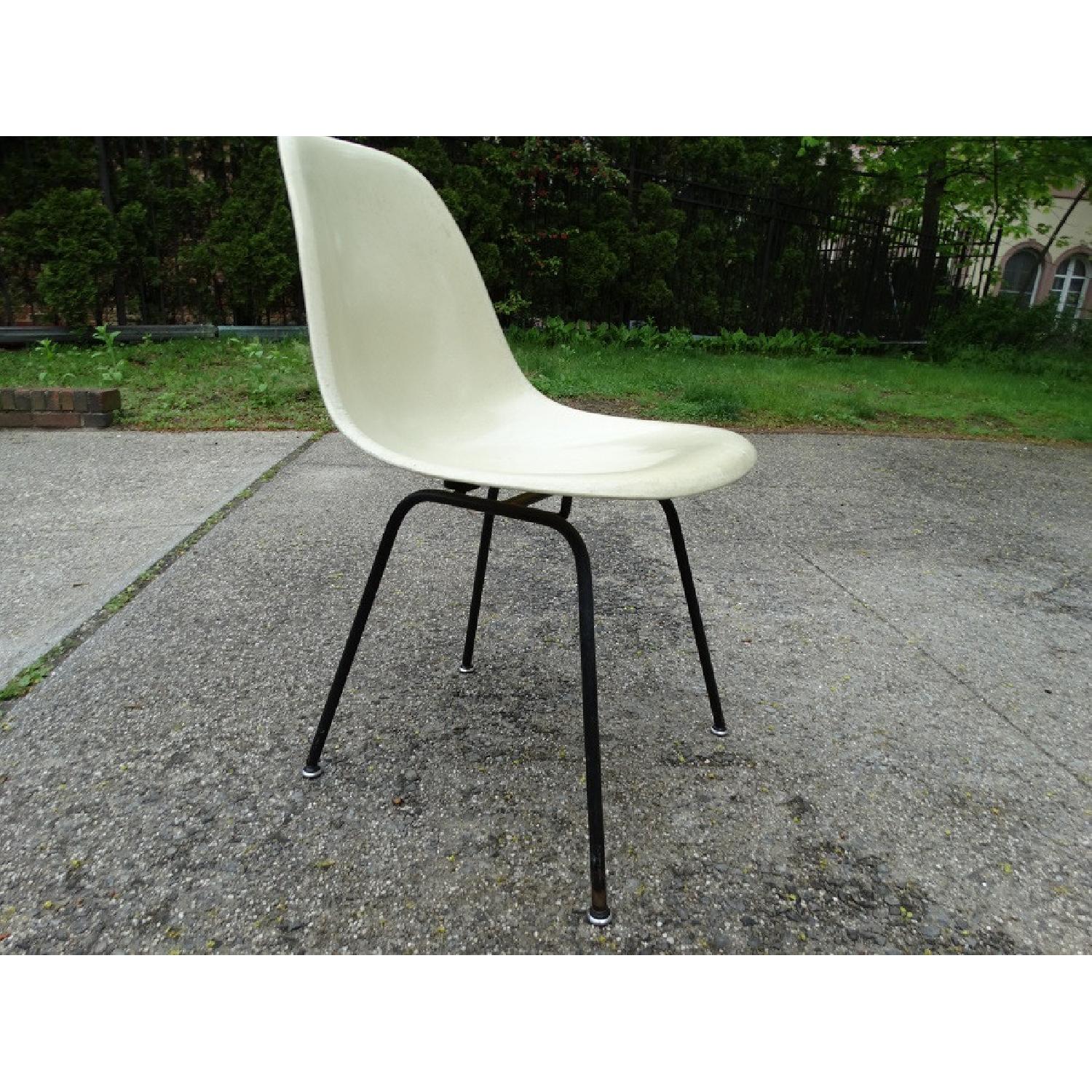 Vintage Herman Miller Fiberglass Shell Chair - image-6