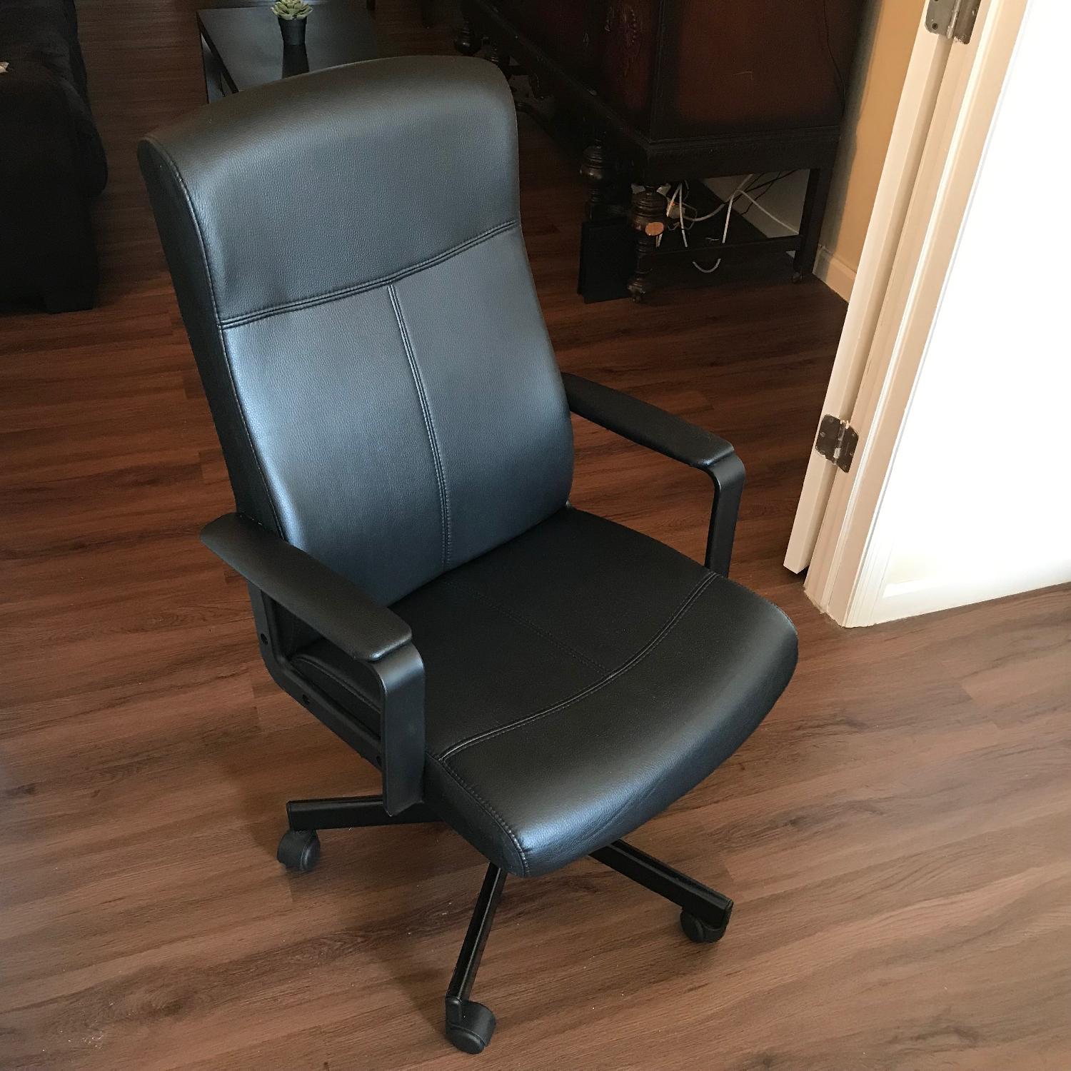 Ikea Millberget SwivelChair AptDeco
