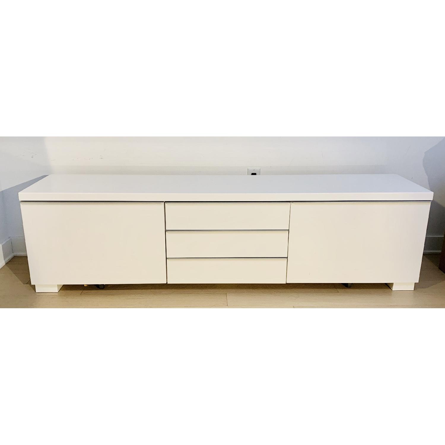 Ikea Besta Burs Tv Unit AptDeco