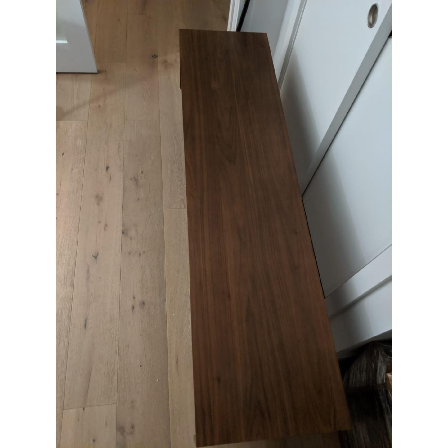 Article Seno Walnut Media Unit - image-2