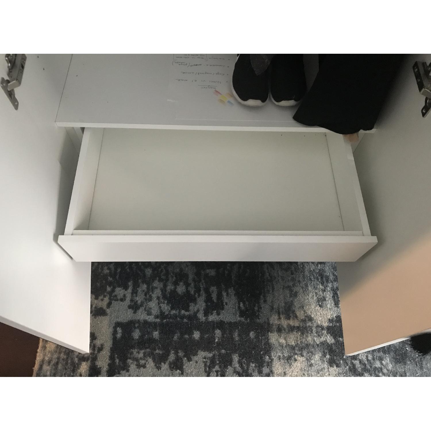 Custom Mirrored Wardrobes - image-6