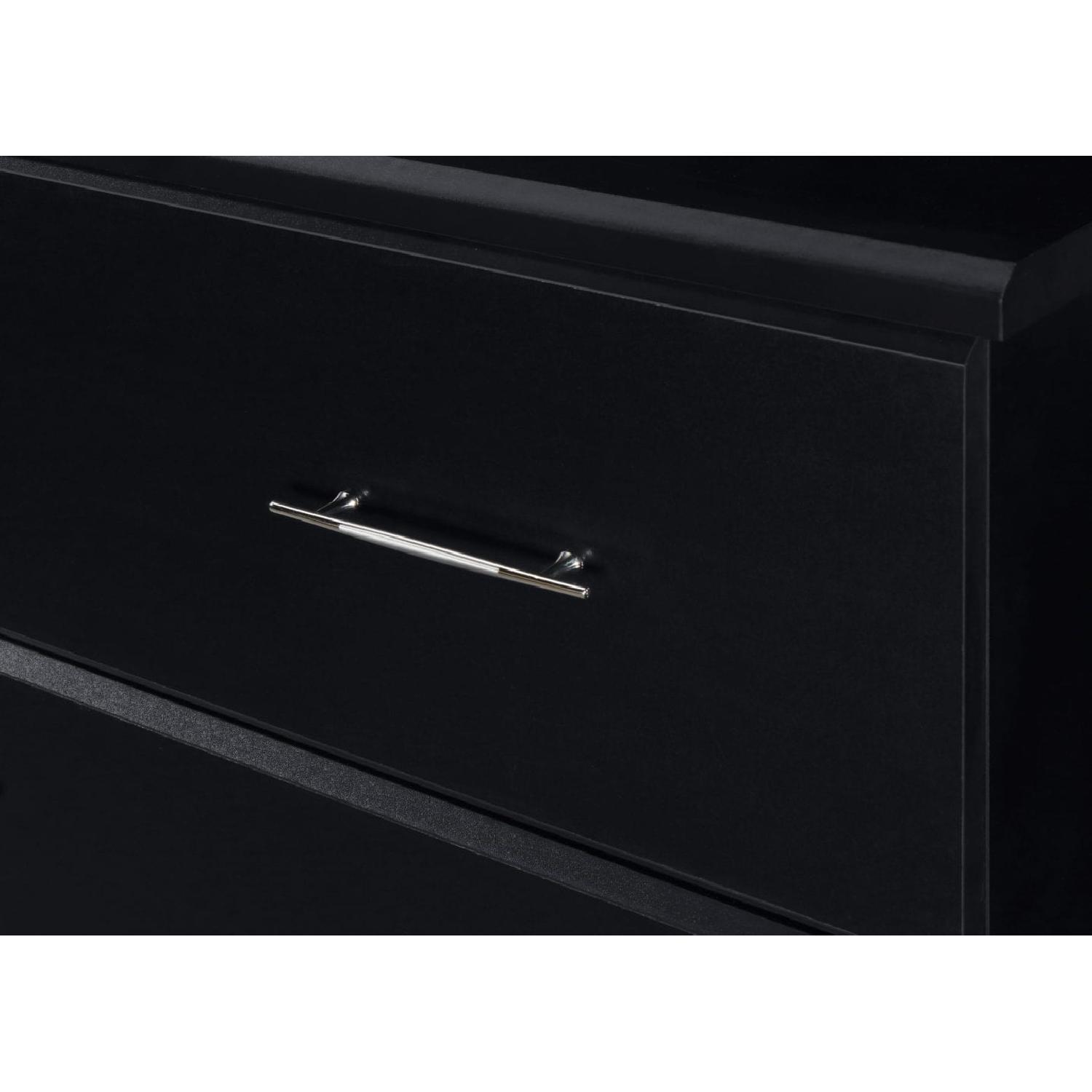 Storkcraft Brookside 6 Drawer Dresser - image-3