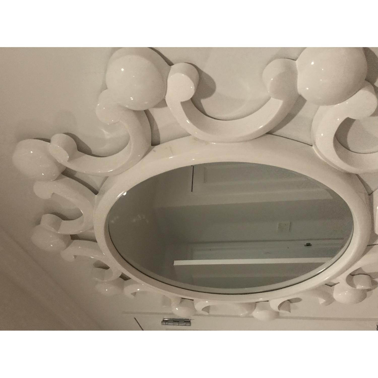 White Bubble Flower Mirror - image-4