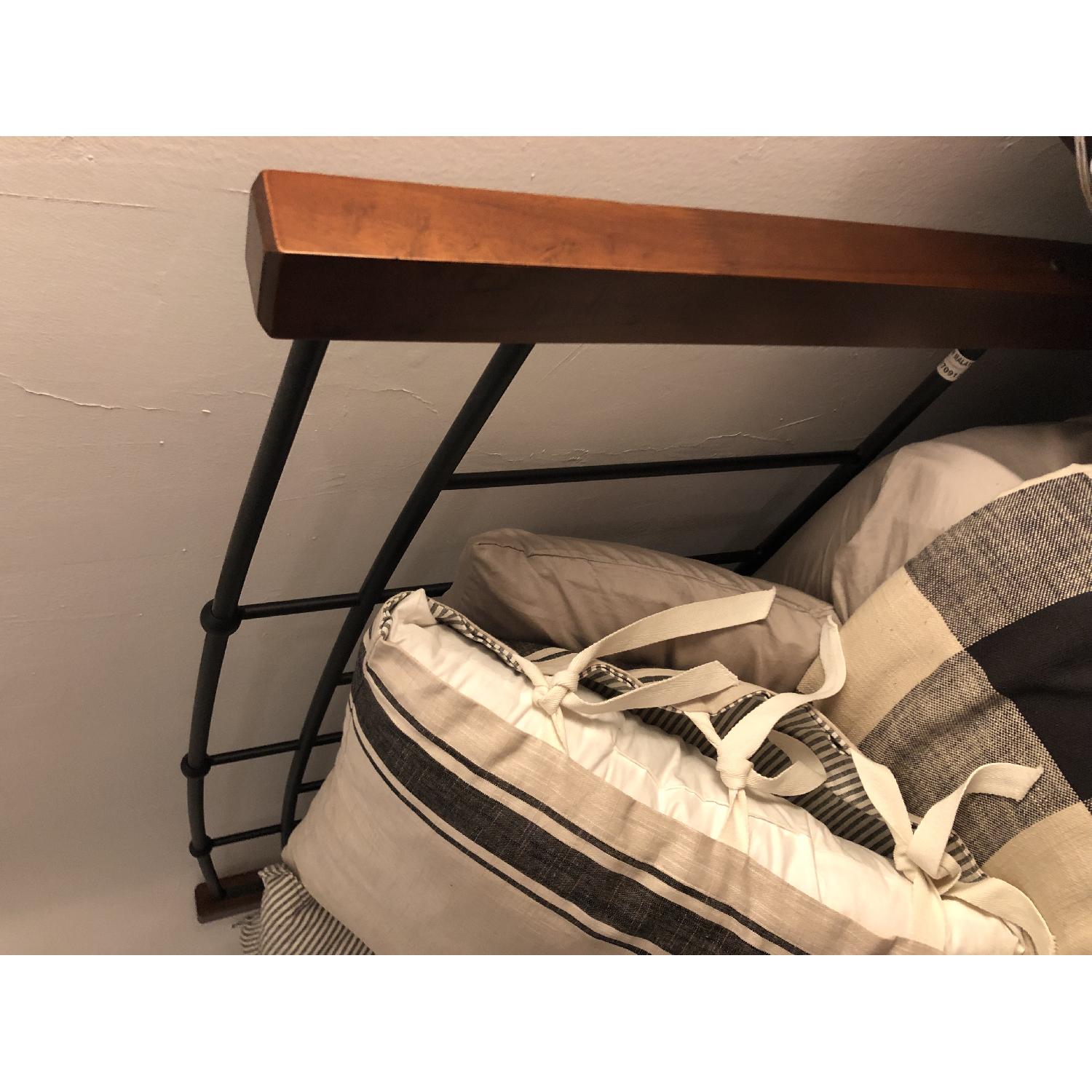 Sealey Furniture PC Richards Queen Size Bed - image-4