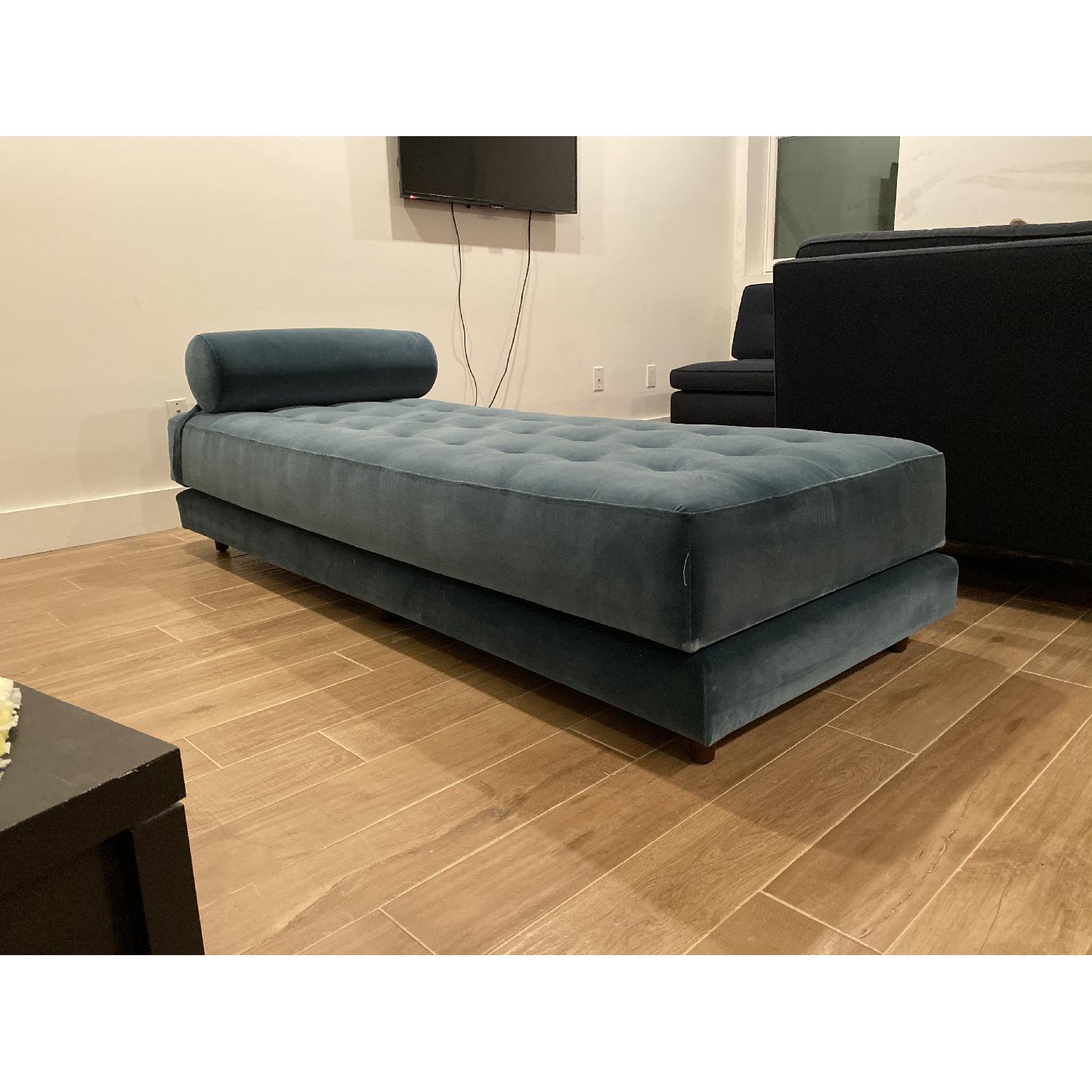 Article Sven Daybed - image-1
