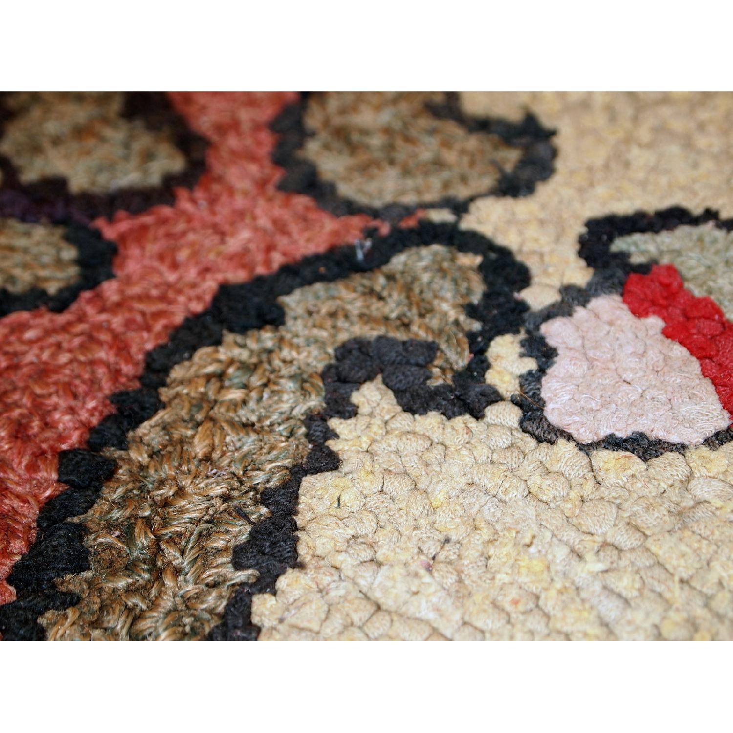 Handmade Antique American Hooked Rug - image-2