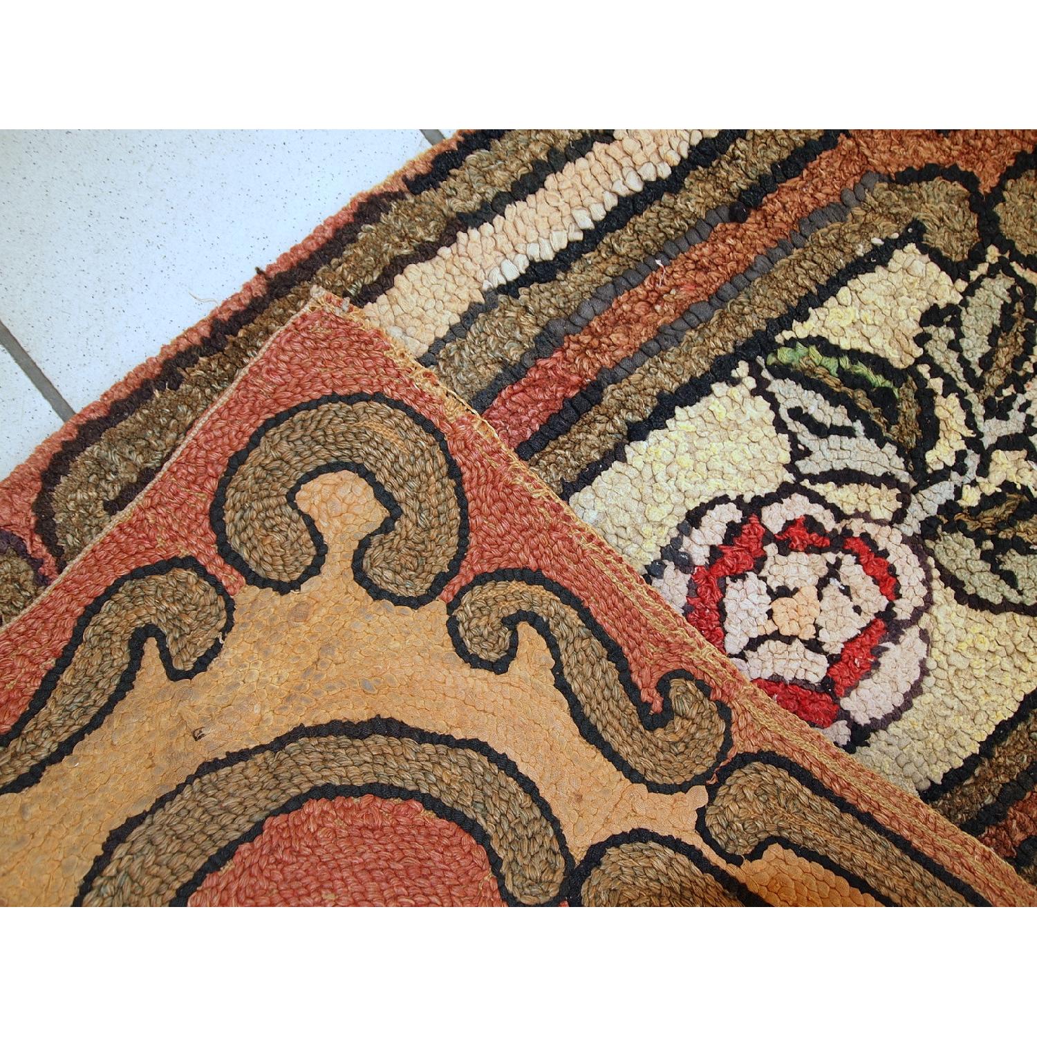Handmade Antique American Hooked Rug - image-7