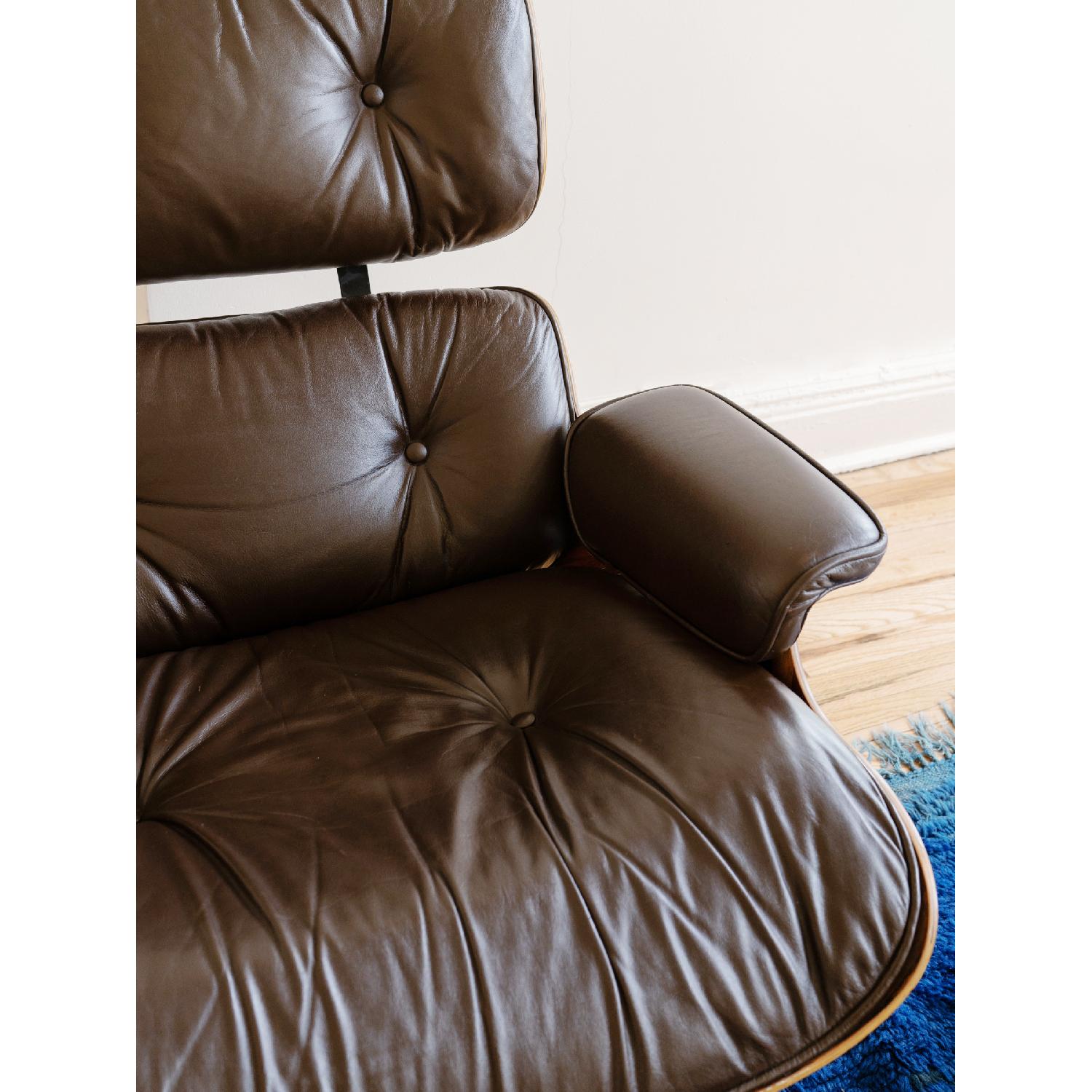 Herman Miller 1981 Vintage Eames Lounge Chair & Ottoman - image-4