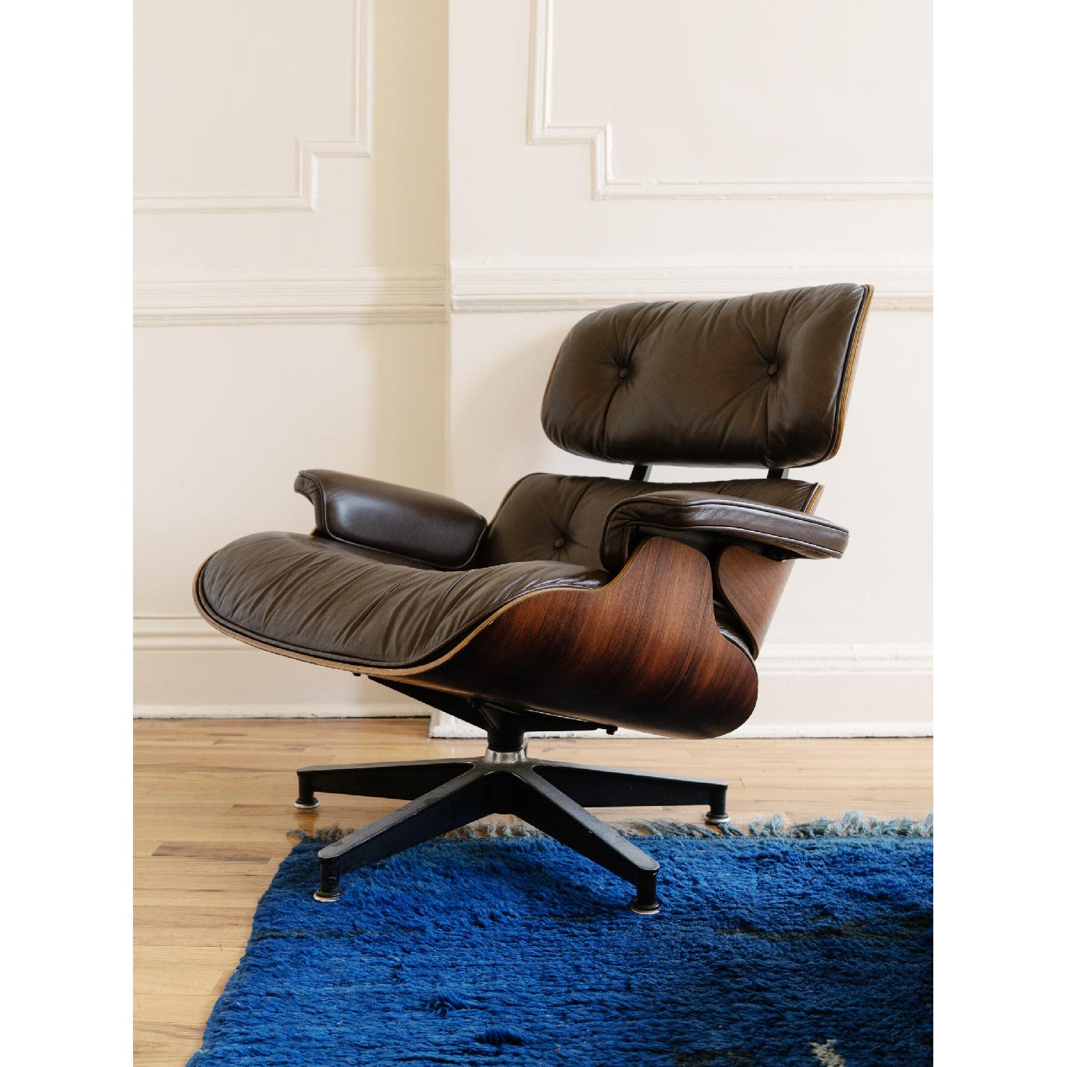 アート・デザイン・音楽 HERMAN MILLER LOUNGECHAIRS