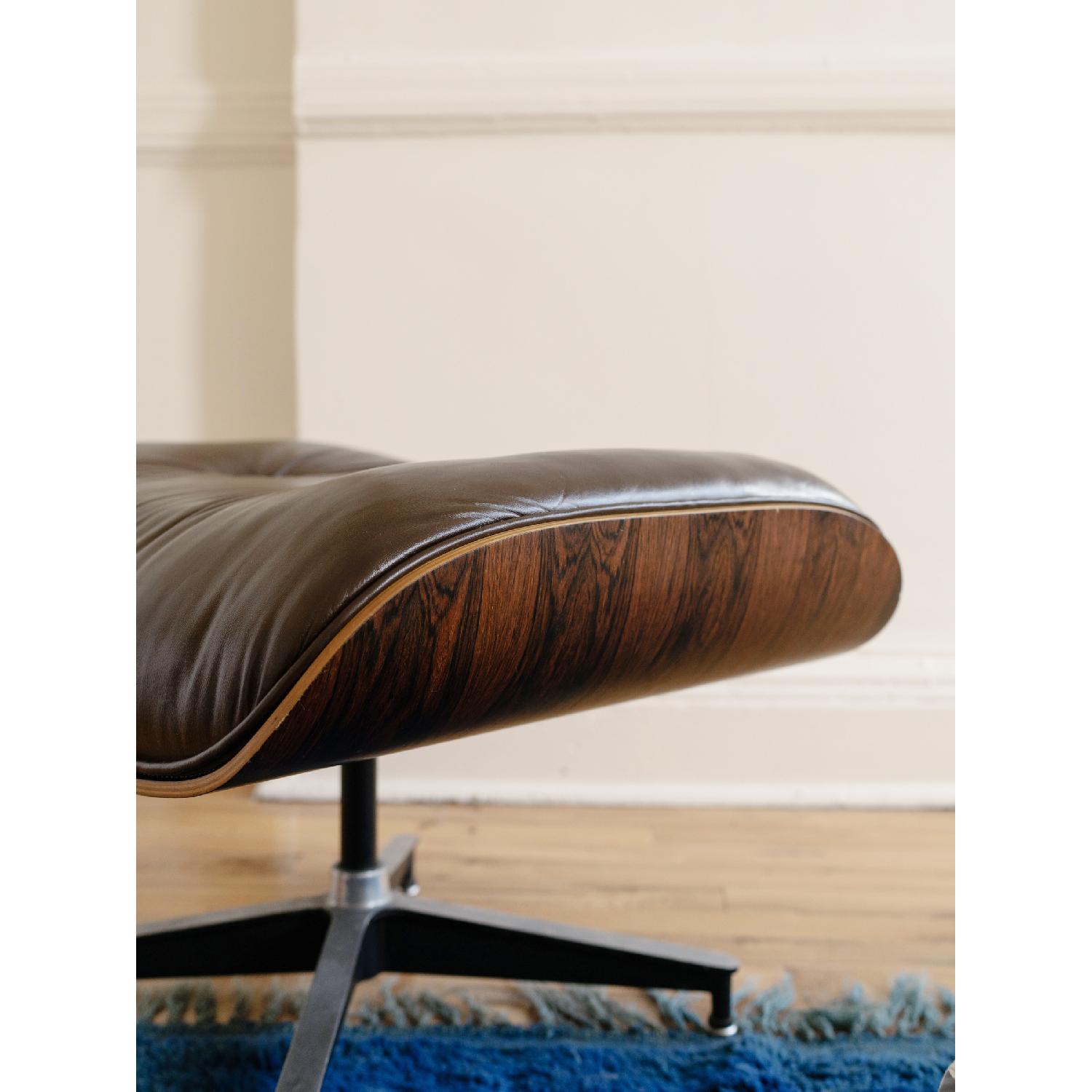Herman Miller 1981 Vintage Eames Lounge Chair & Ottoman - image-9
