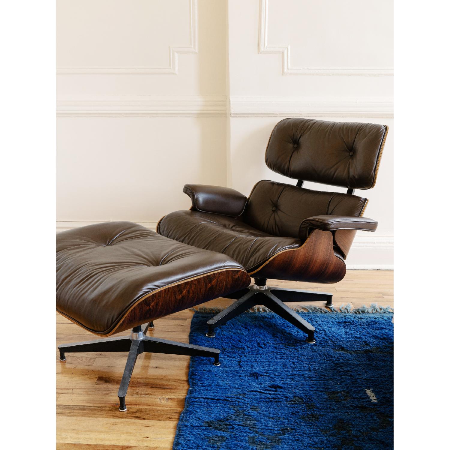 Herman Miller 1981 Vintage Eames Lounge Chair & Ottoman