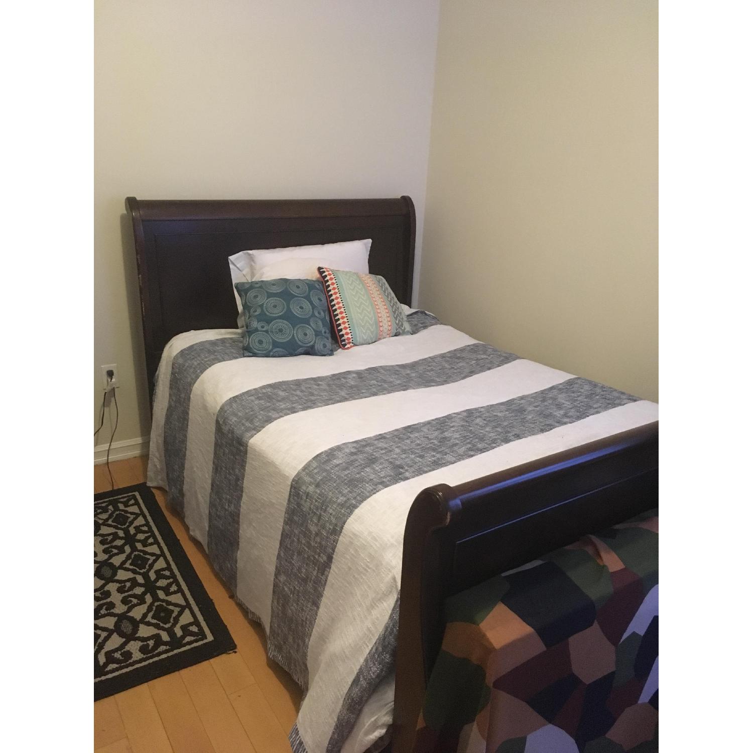 Brown Full Size Sleigh Bed w/ Headboard - image-1