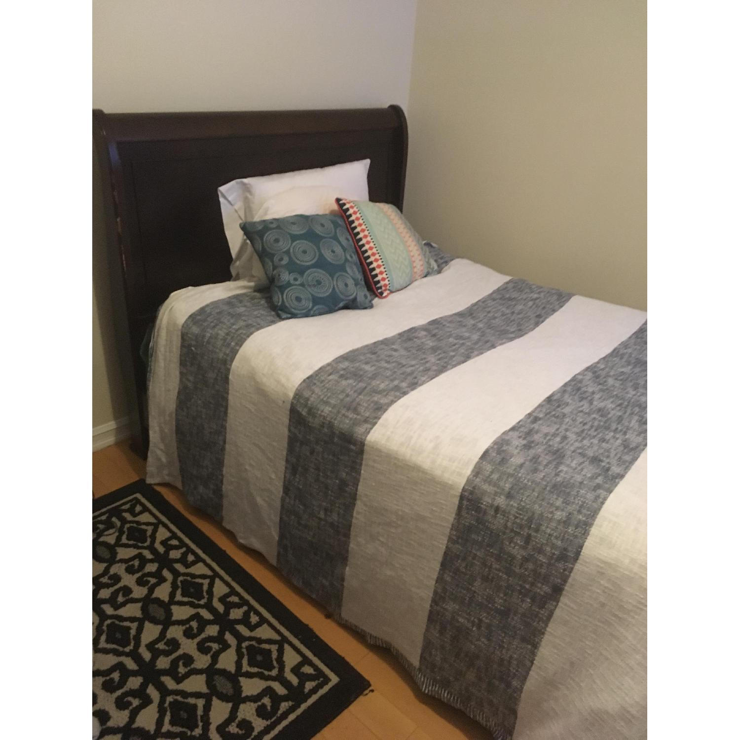 Brown Full Size Sleigh Bed w/ Headboard - image-3