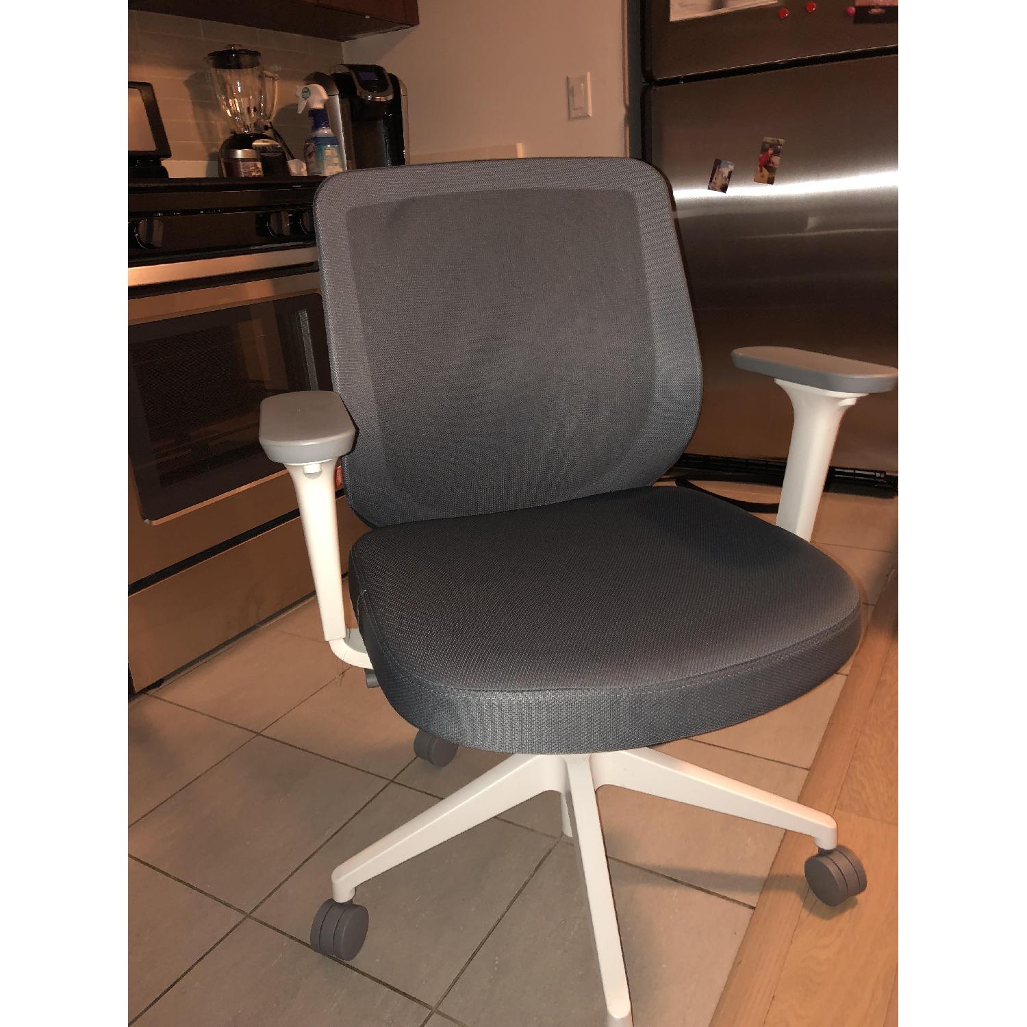 Poppin Office Task Chair rolling - image-3