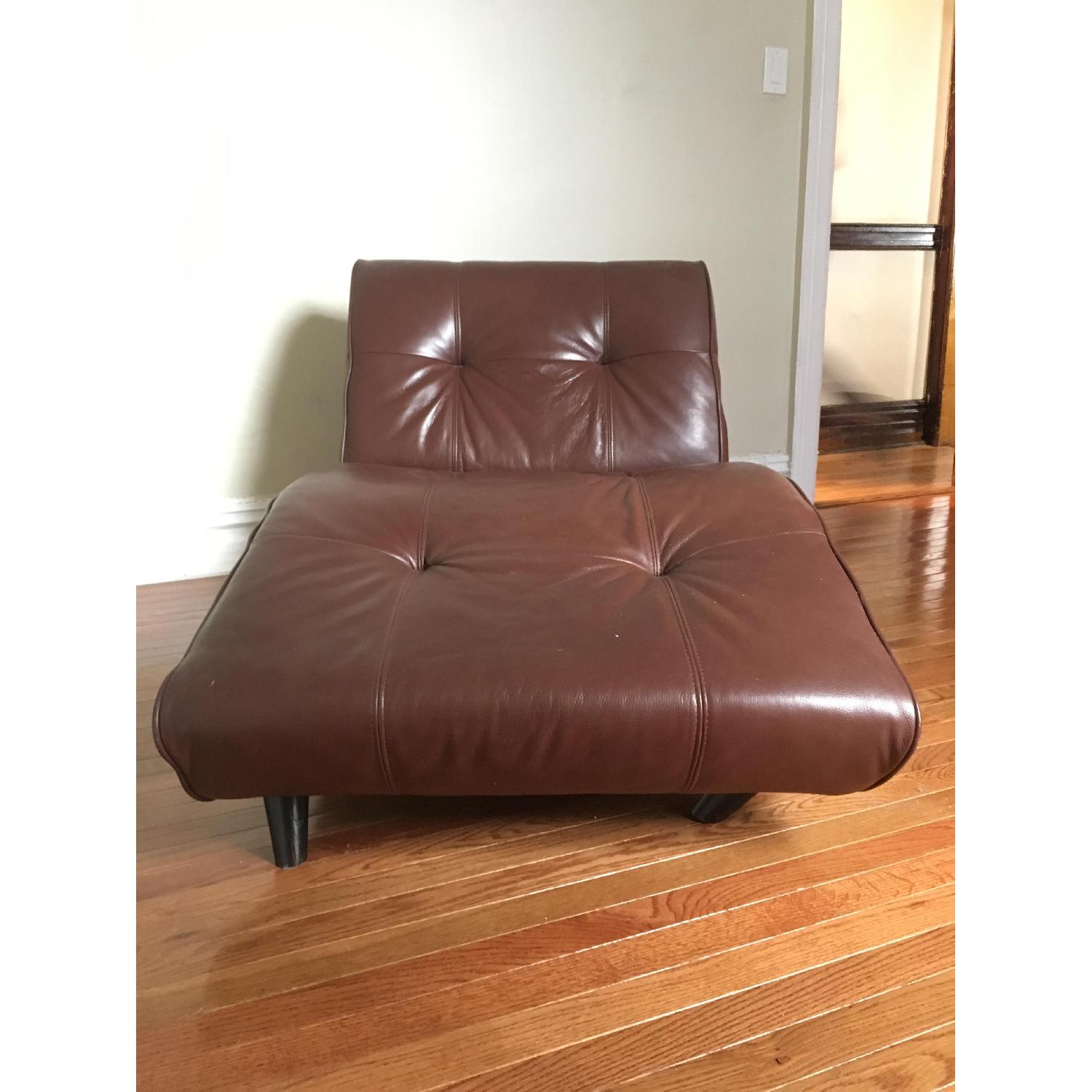 EQ3 Modern Leather Chaise Lounge - image-2