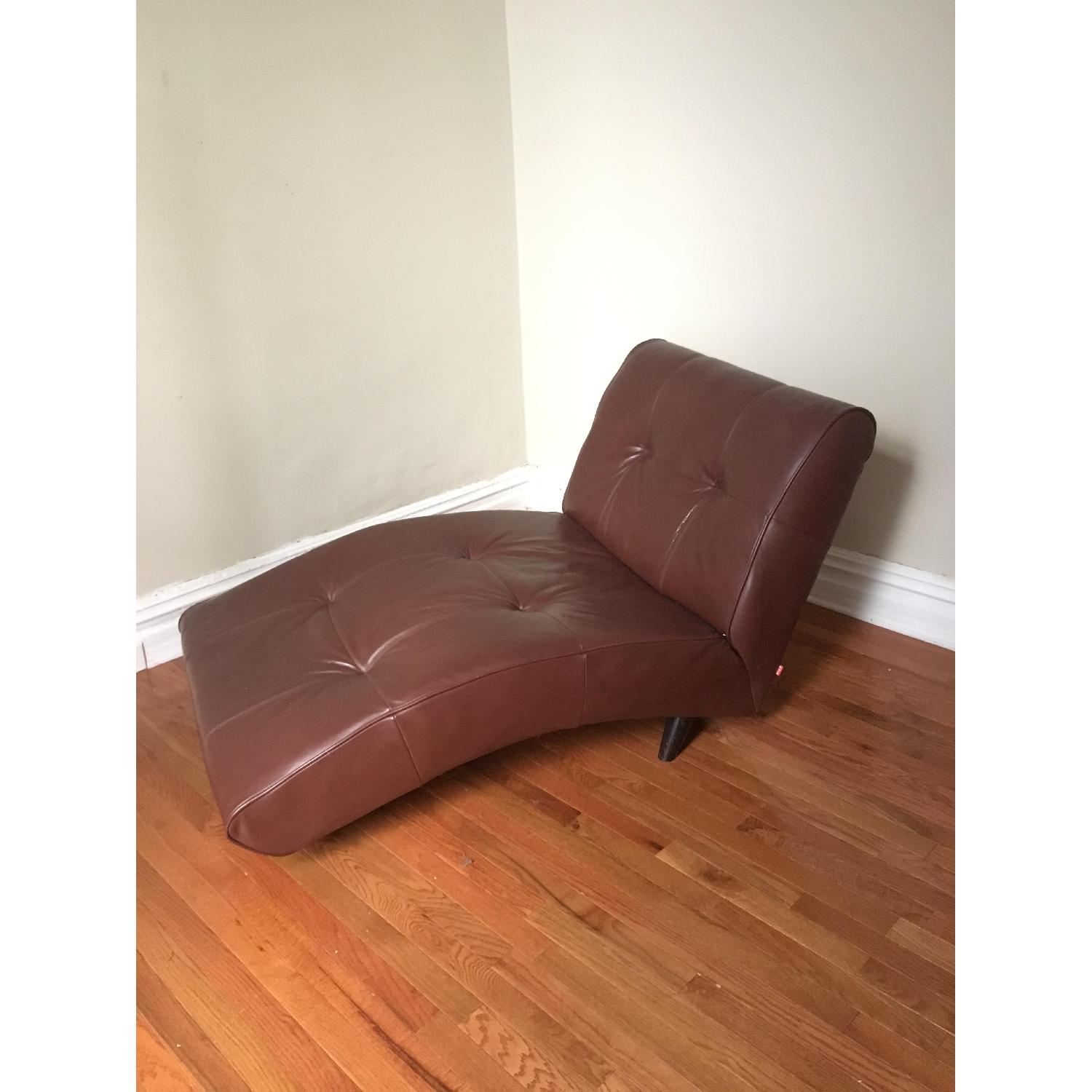 EQ3 Modern Leather Chaise Lounge - image-3