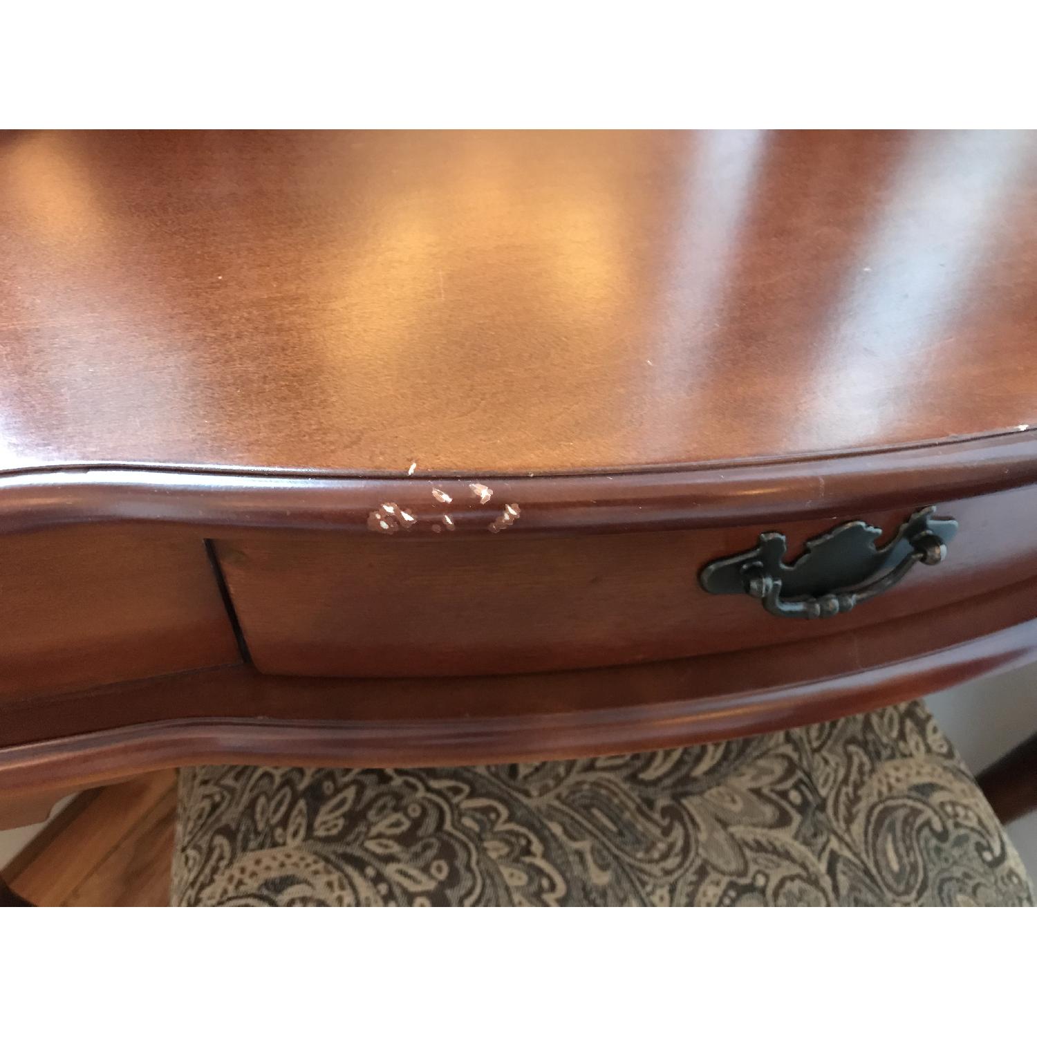 Poundex Bobkona Jaden Cherry Vanity Table w/ Stool - image-6