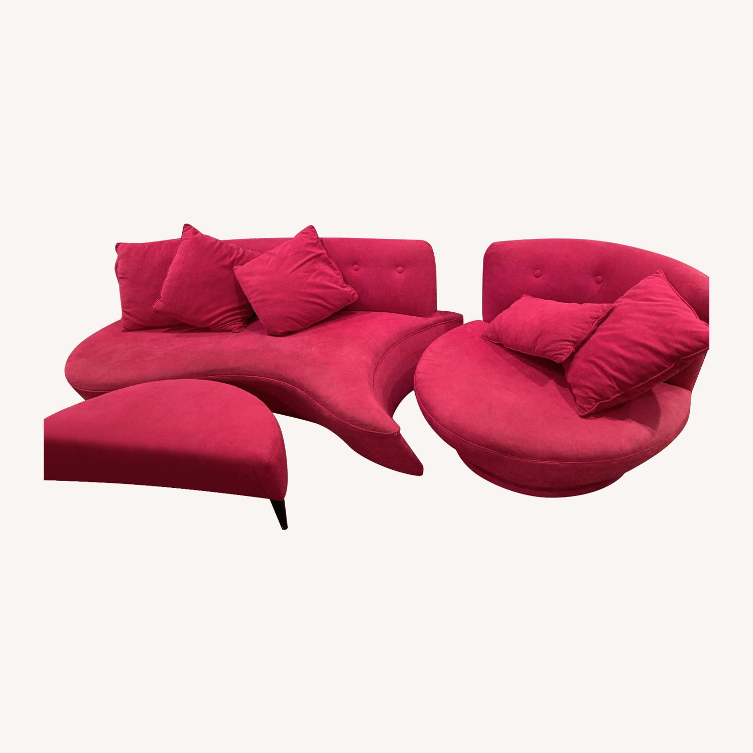 European 3Piece Sectional Sofa w/ Ottoman AptDeco