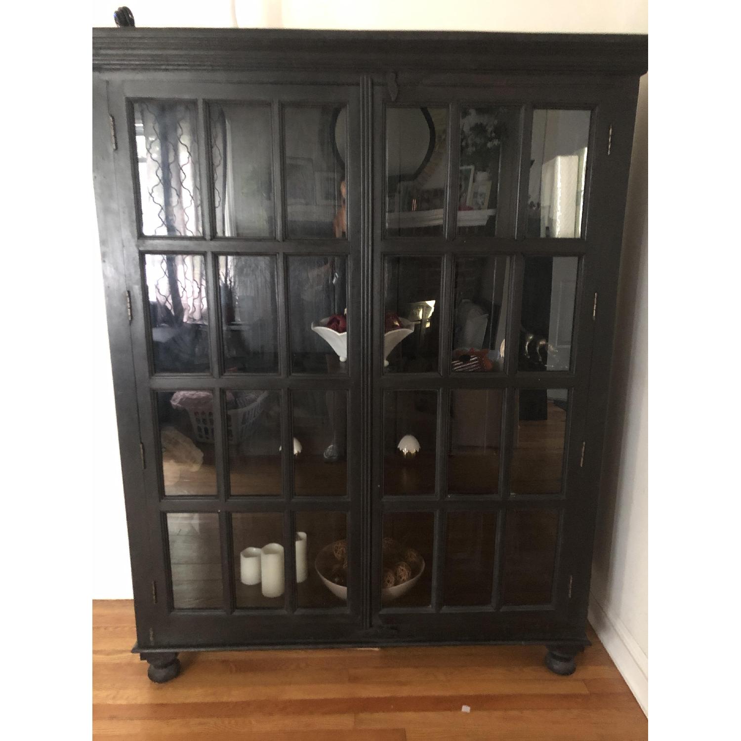 Crate & Barrel Faulkner AptDeco