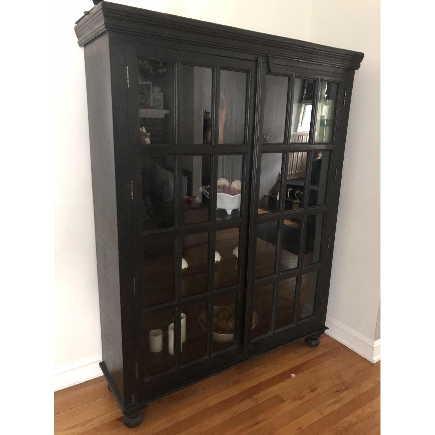 Crate & Barrel Faulkner AptDeco