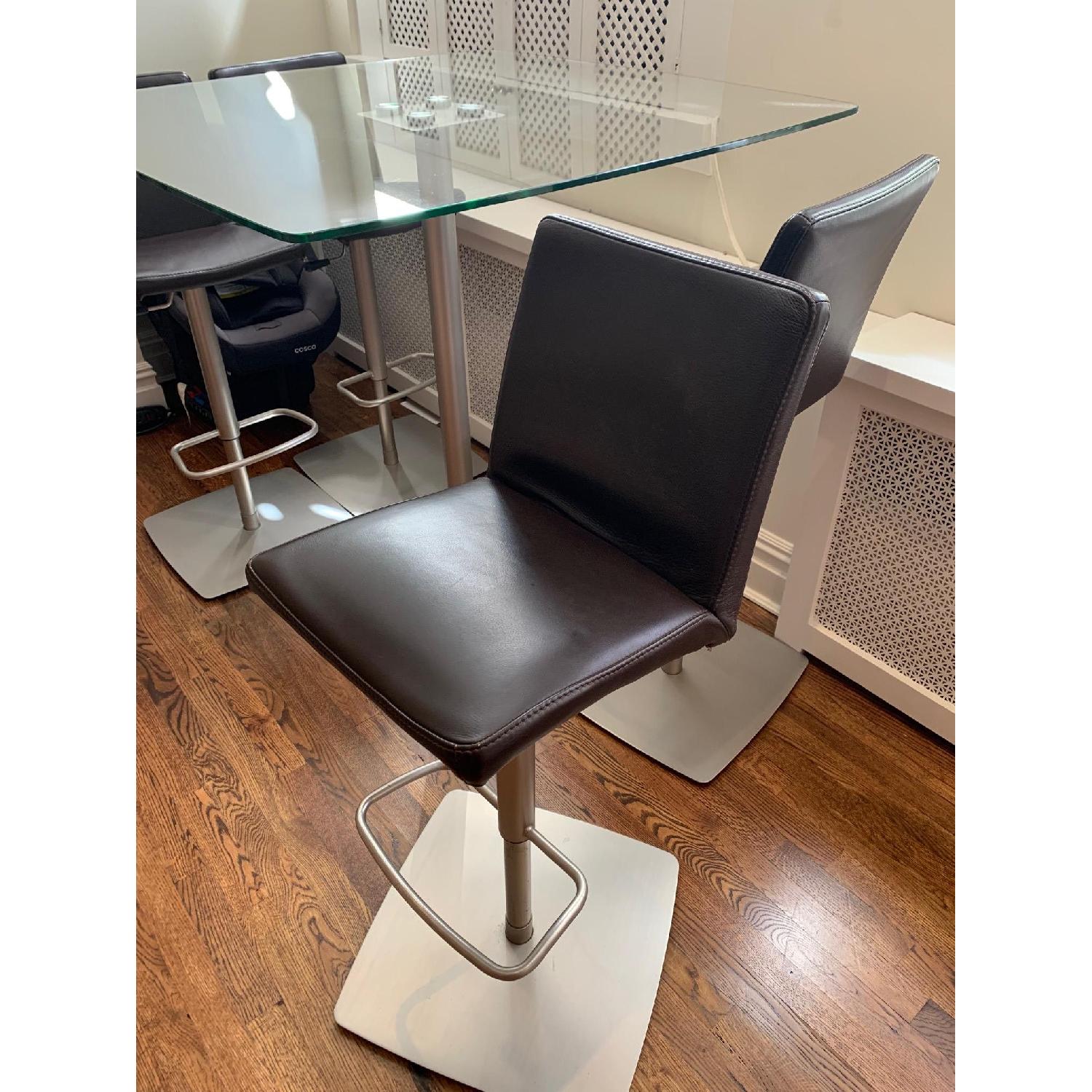 BoConcept Glass Bar Table w/ 4 Leather Bar Stools AptDeco