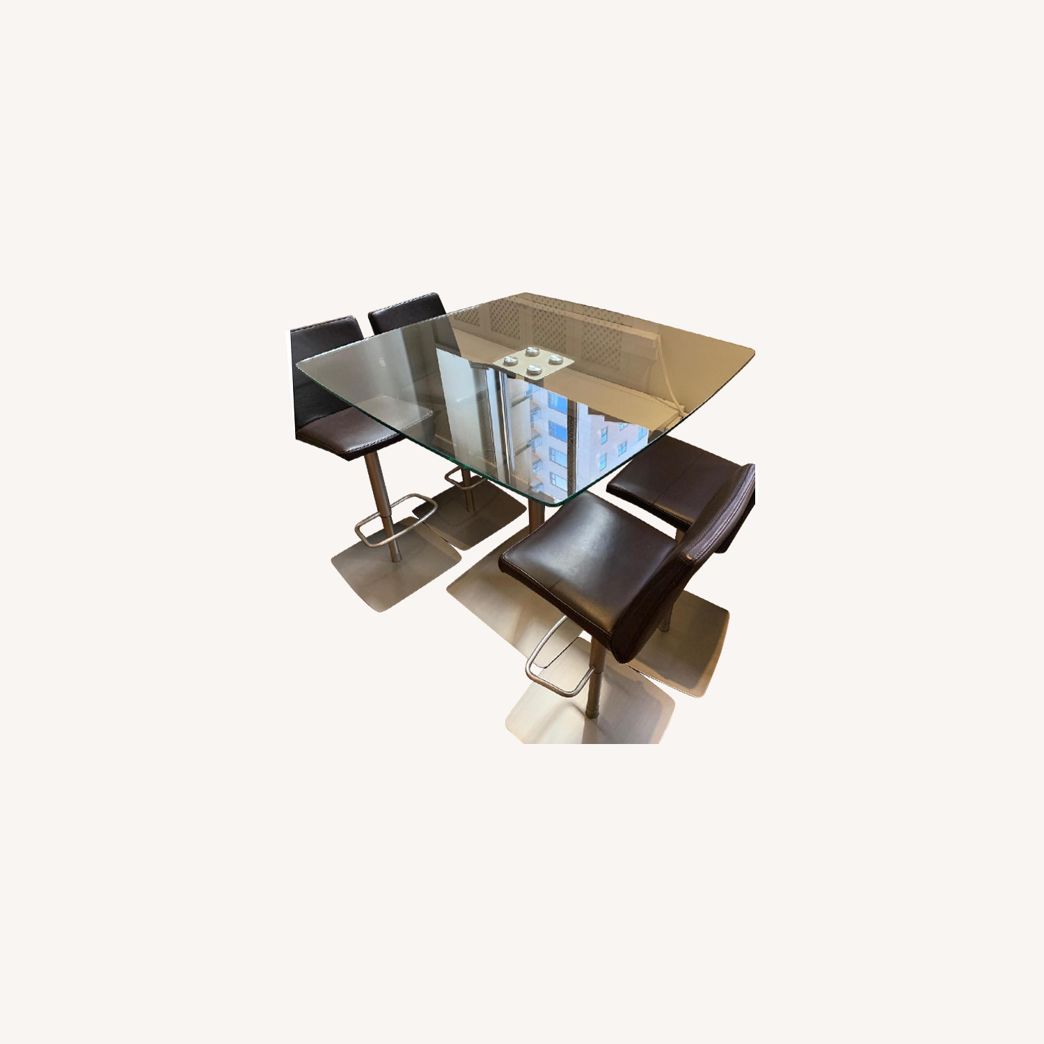 BoConcept Glass Bar Table w/ 4 Leather Bar Stools