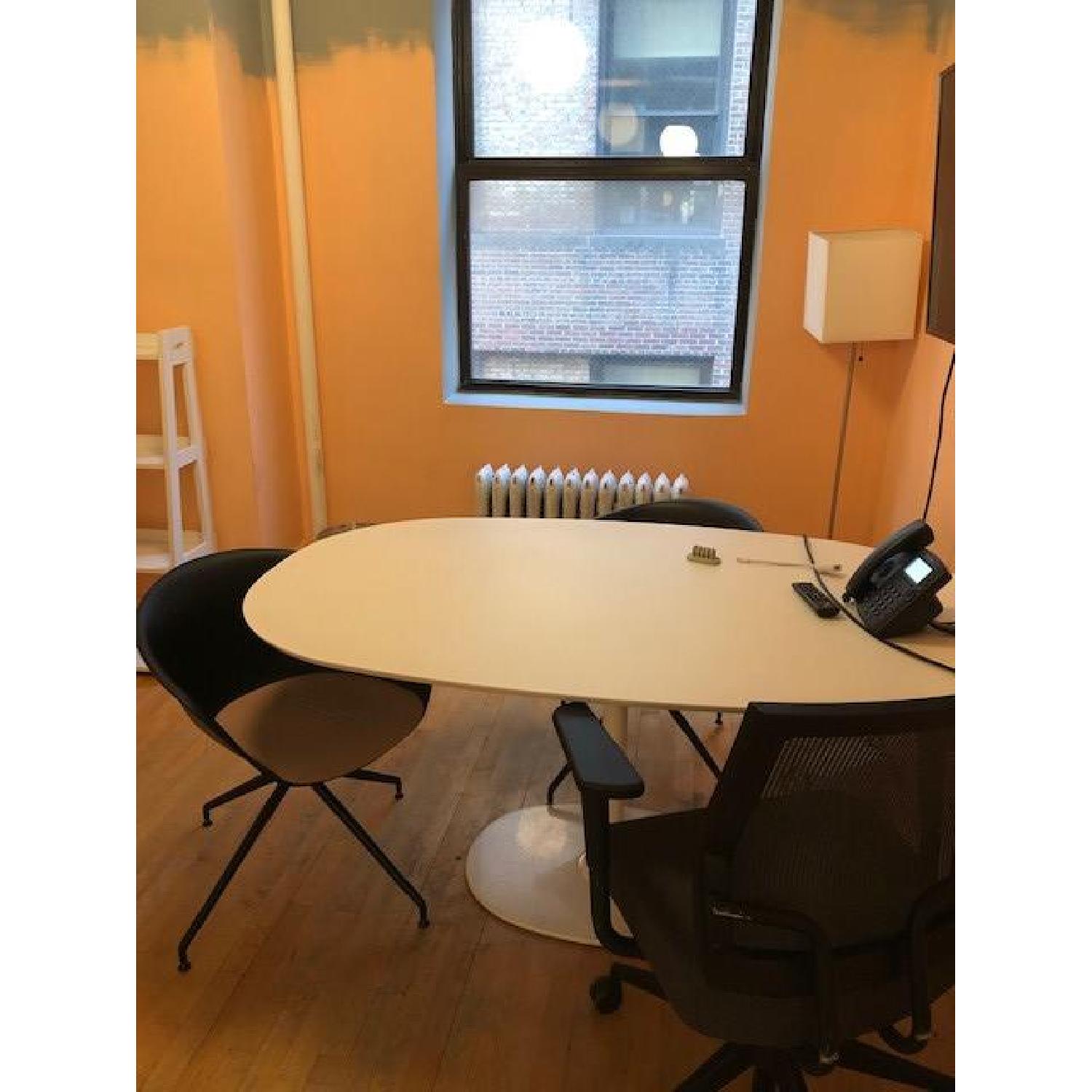 Arper Dizzie Oval Dining Table - image-2