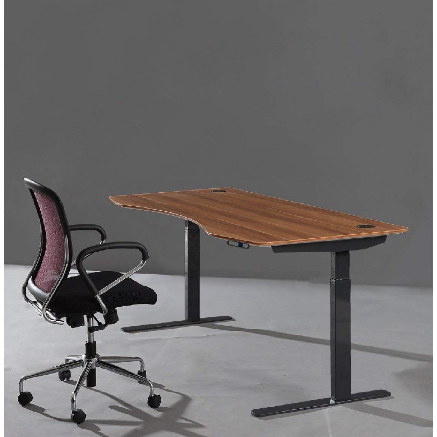 ApexDesk Elite Height Adjustable Electronic Standing Desk - image-1