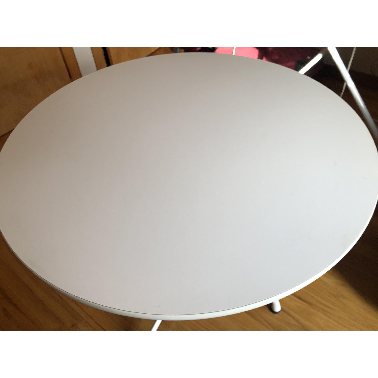 Herman Miller Eames White Round Table - image-4