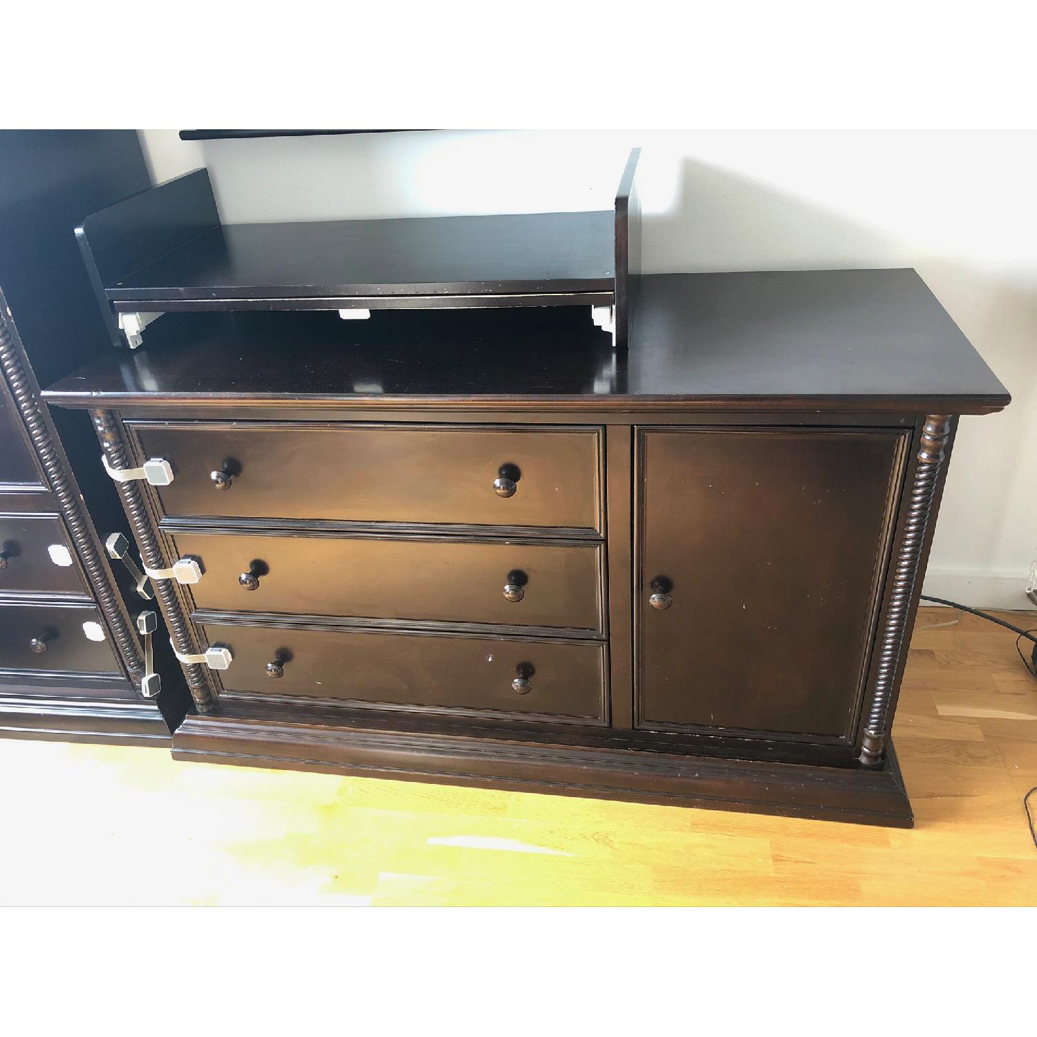 Bellini Domani Dresser w/ Slide Top Changer - image-1